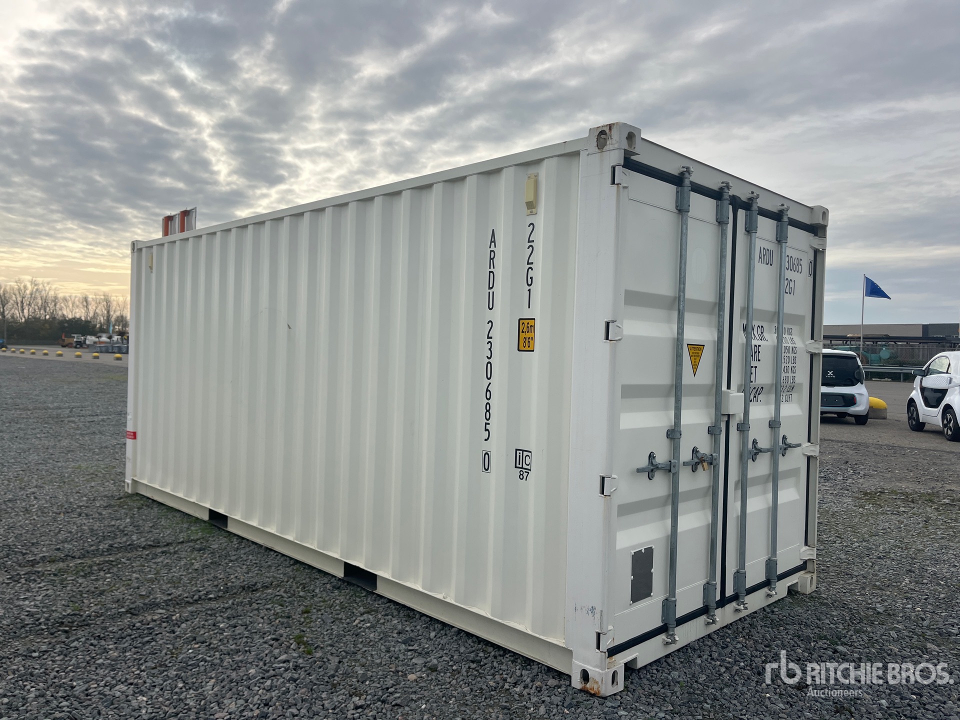 General Appearance with Picture, Right Front Corner