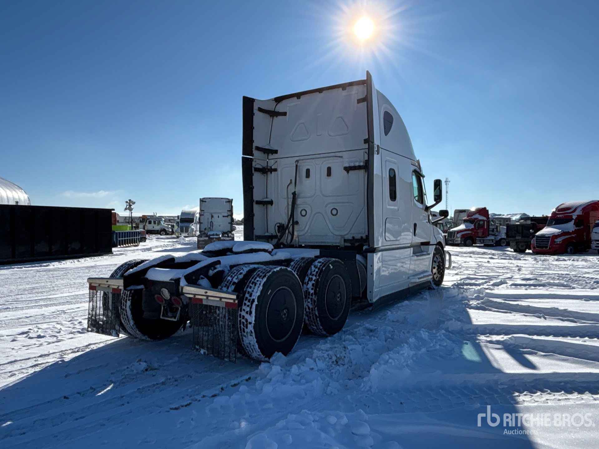 General Appearance with Imagen: esquina trasera derecha