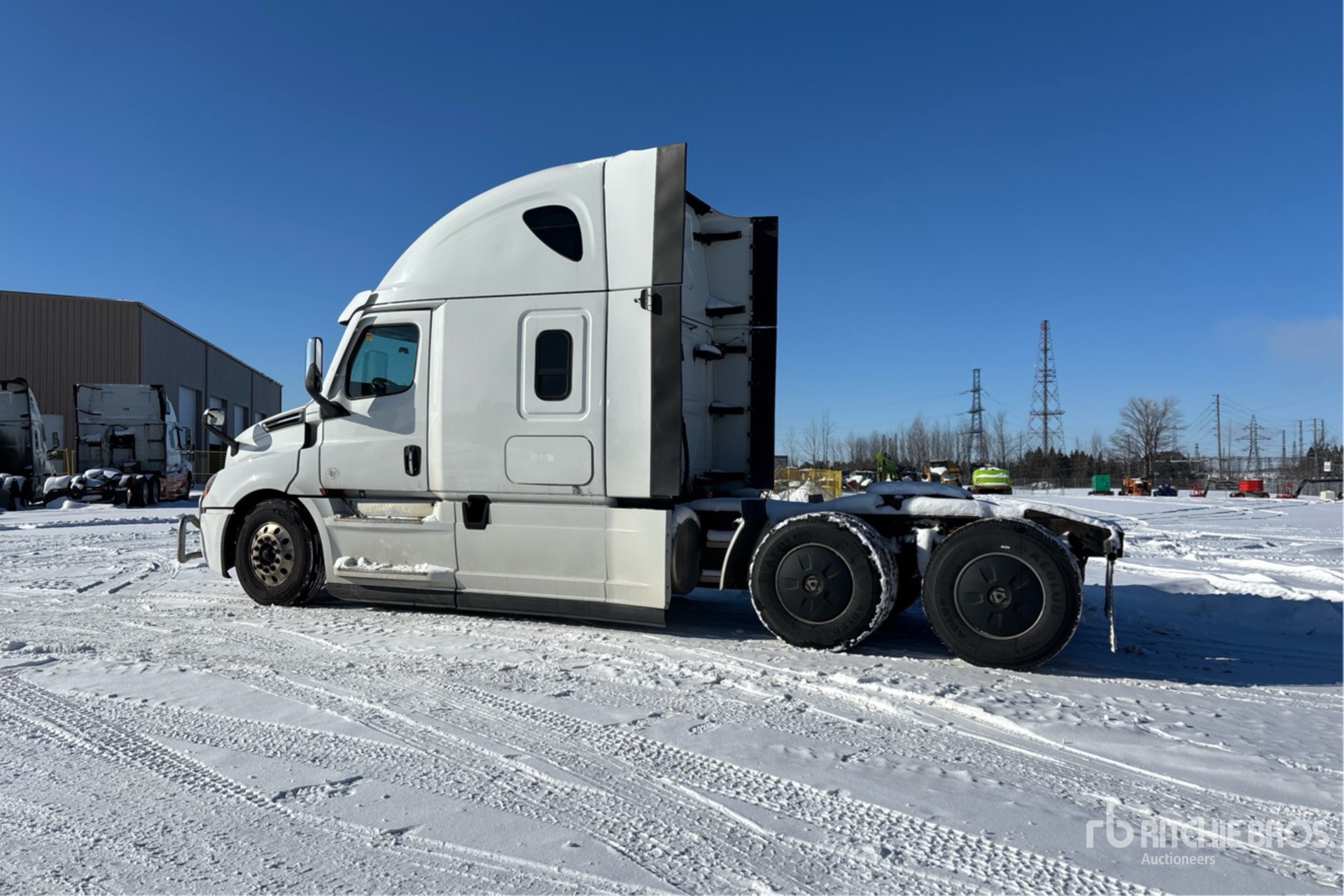 Aspect général with Image, coin arrière gauche