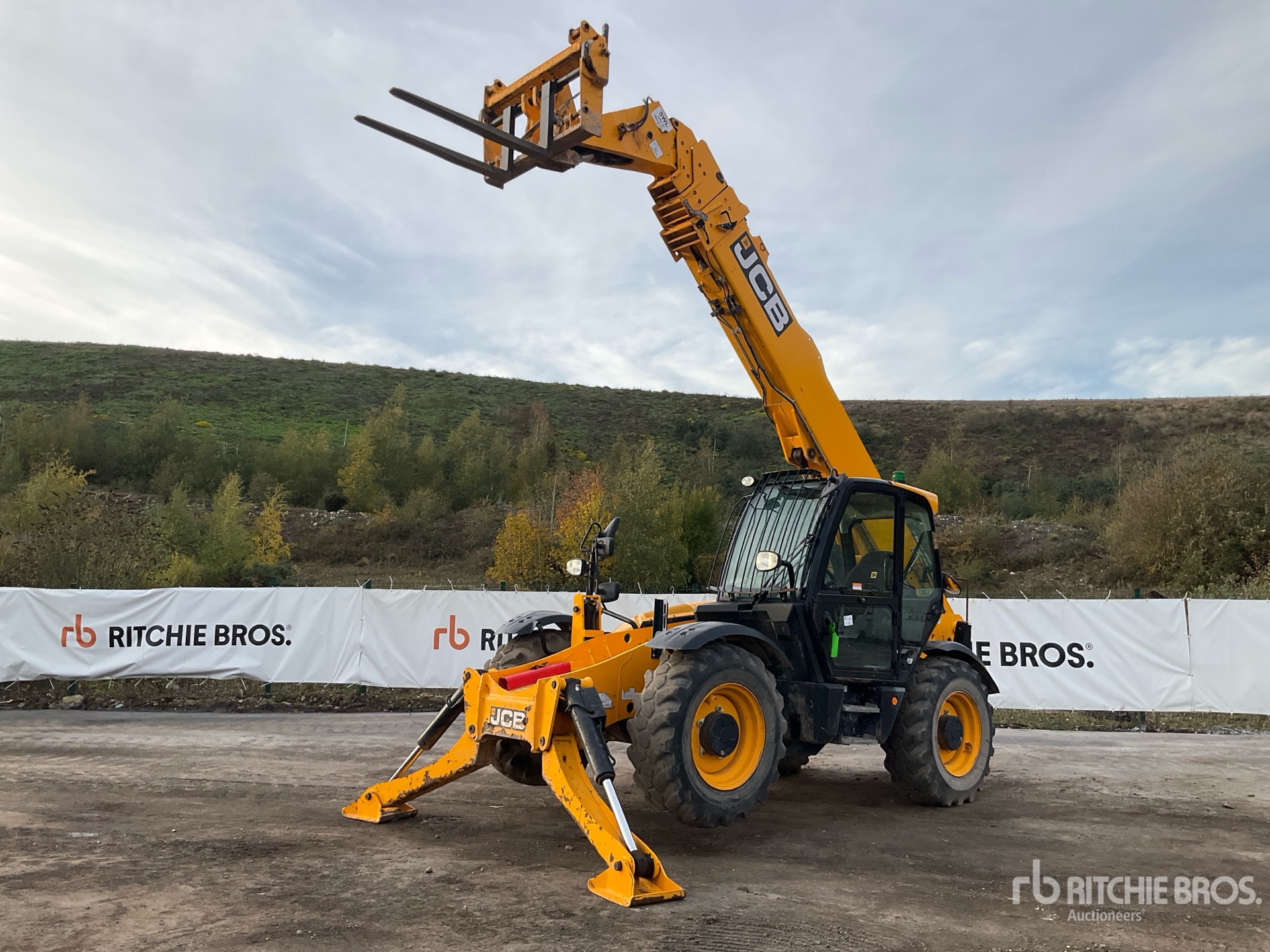 General Appearance with Featured Photo