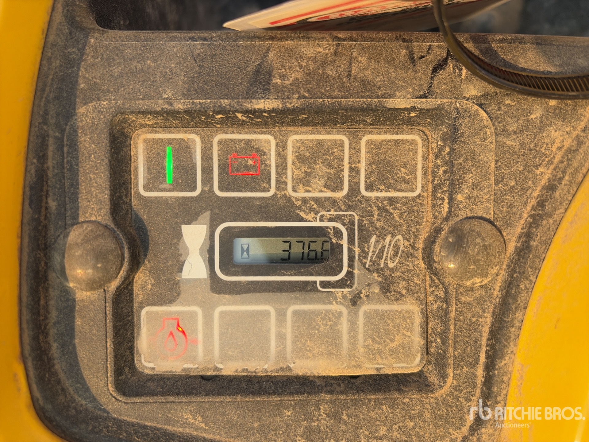 General Appearance with Hour Meter / Odometer