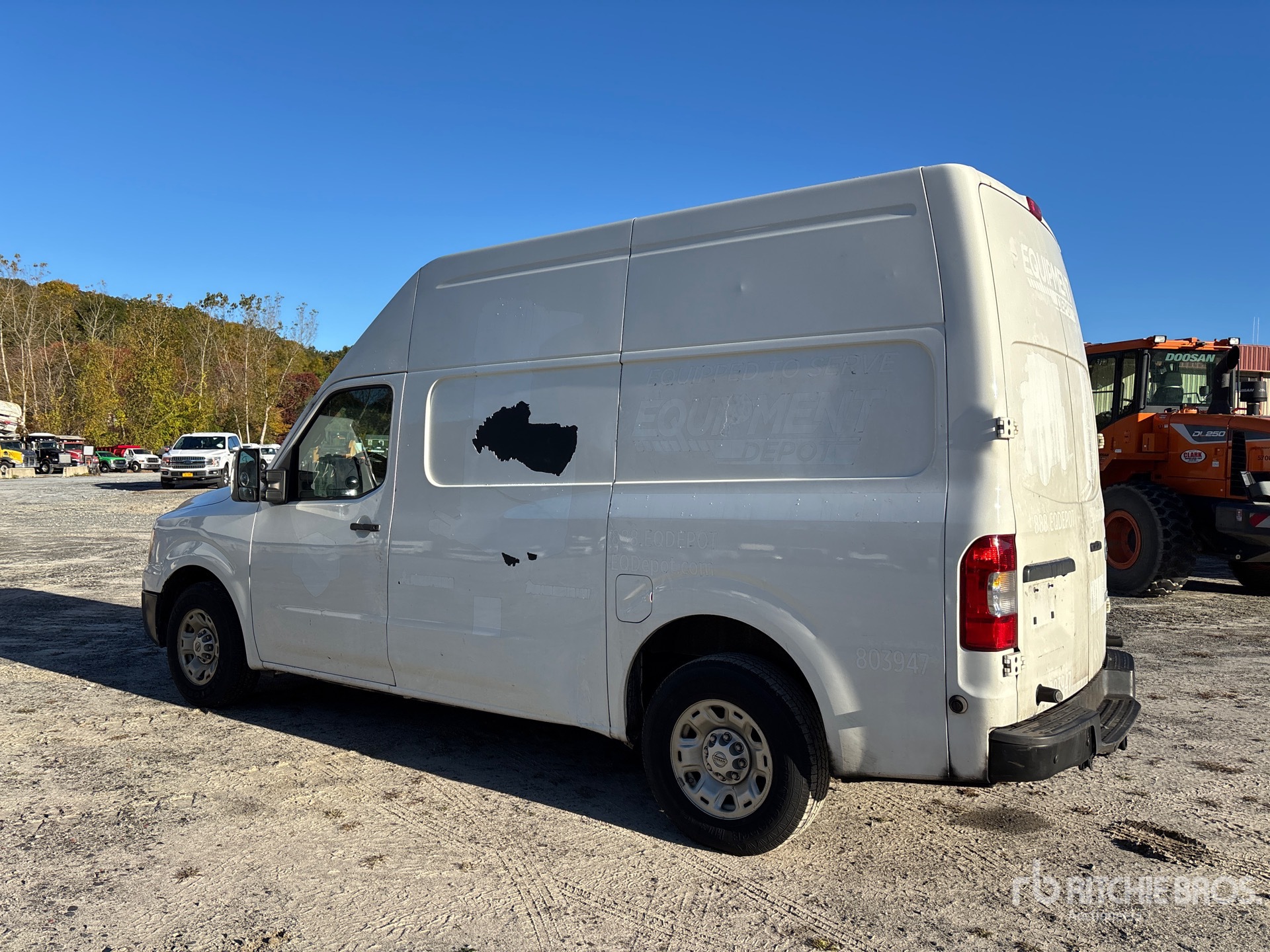 General Appearance with Picture, Left Rear Corner