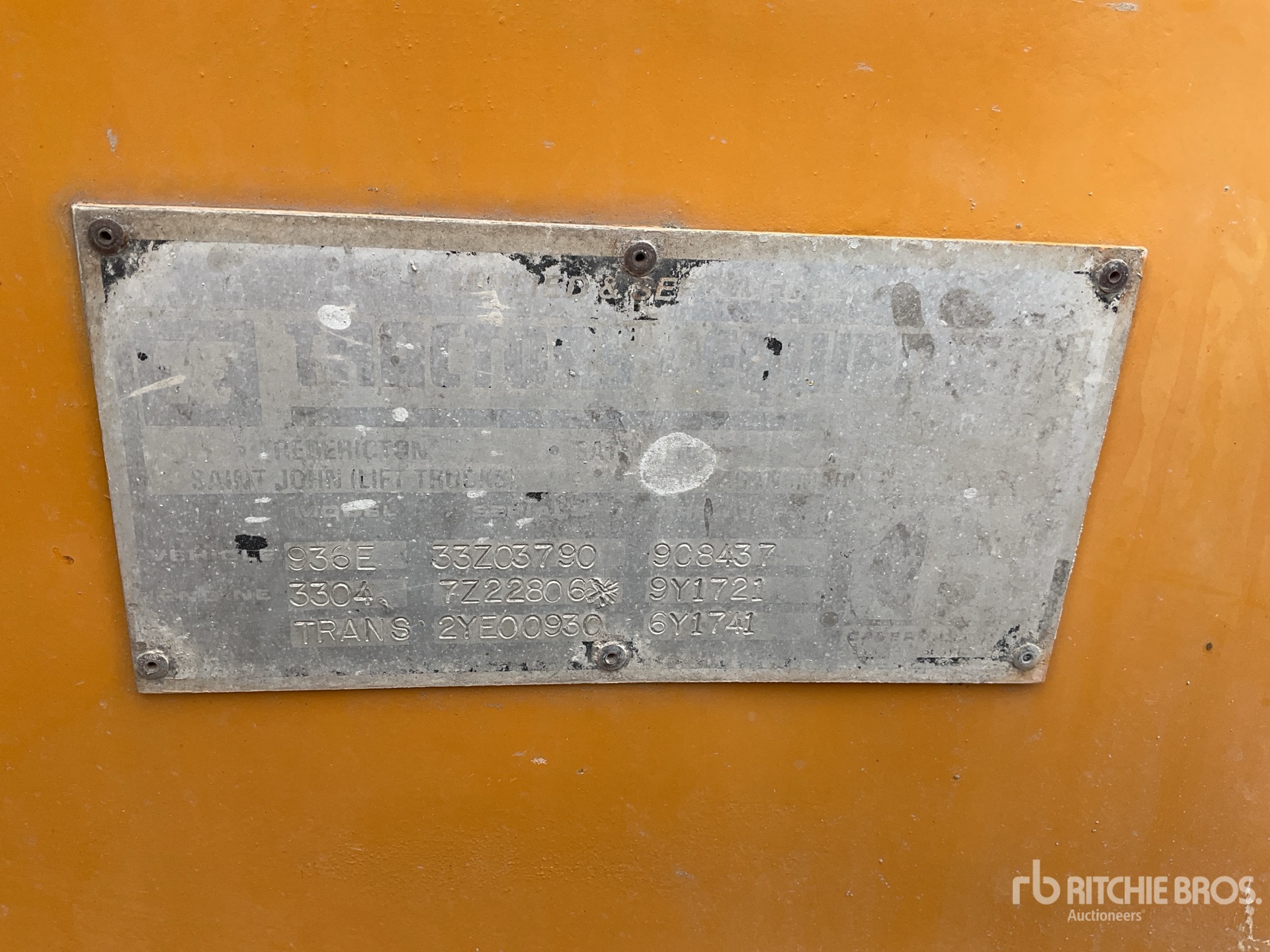 General Appearance with Numéro de série/Numéro d'identification du véhicule automobile