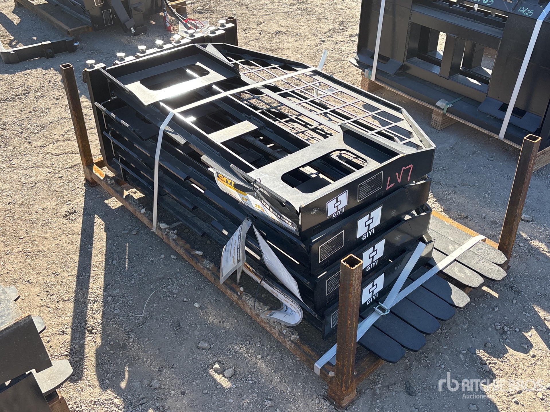 General Appearance with Foto, angolo anteriore sinistro