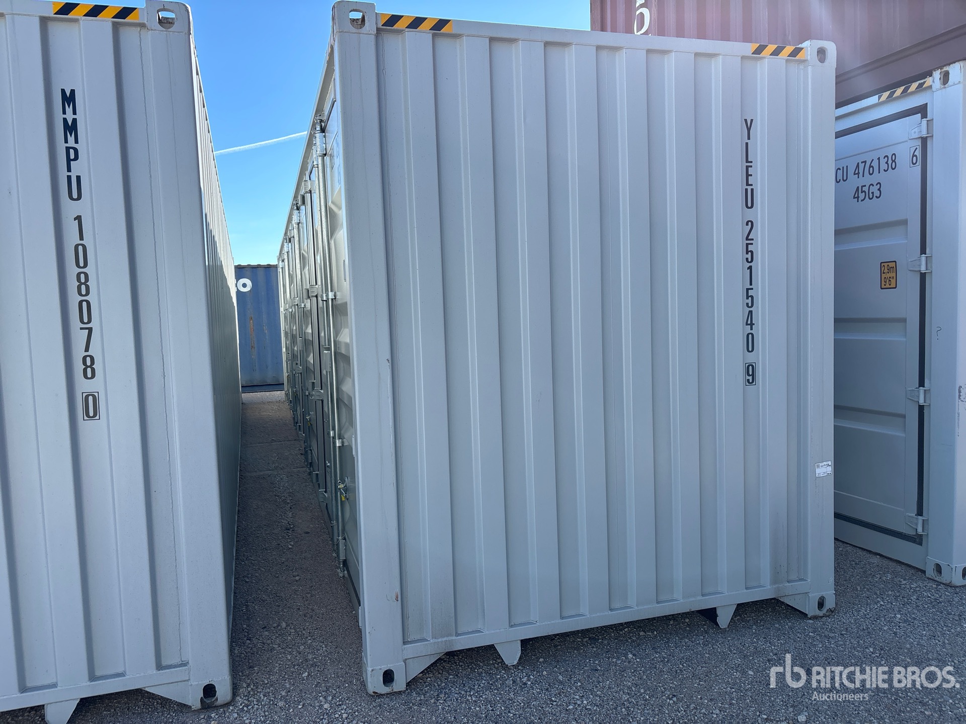 Aspect général with Image, coin arrière gauche