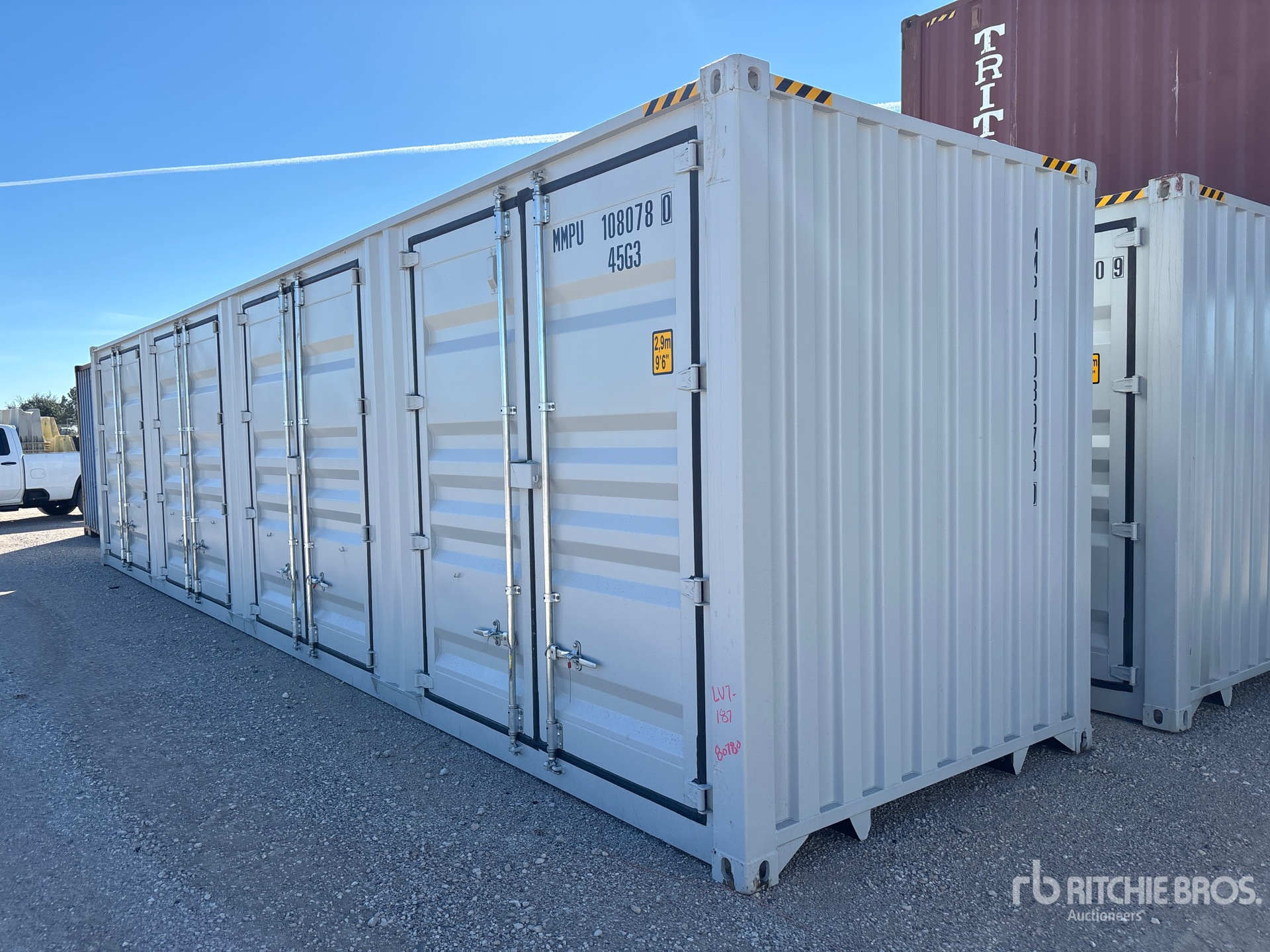 Aspect général with Image, coin arrière gauche