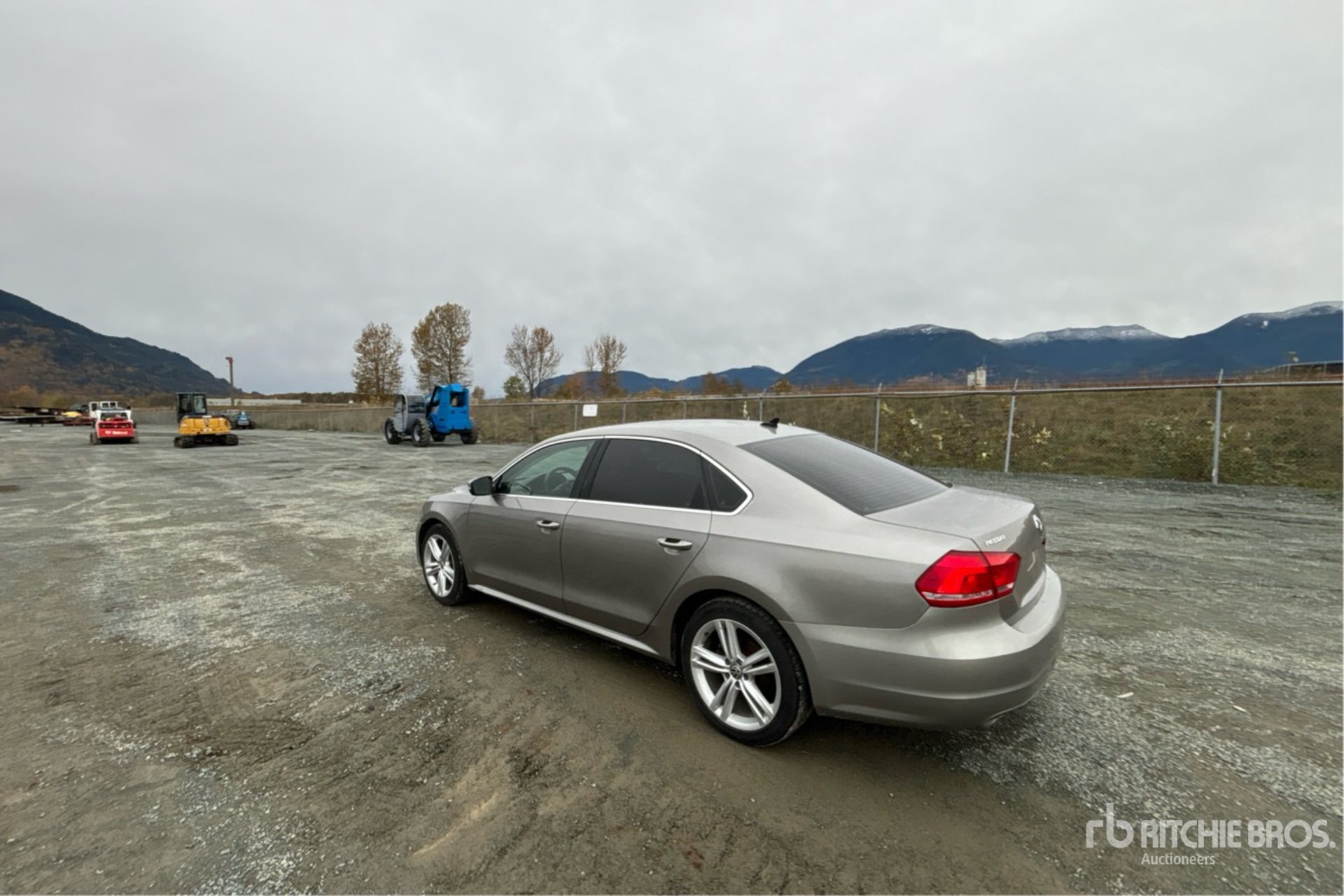 General Appearance with Picture, Left Rear Corner