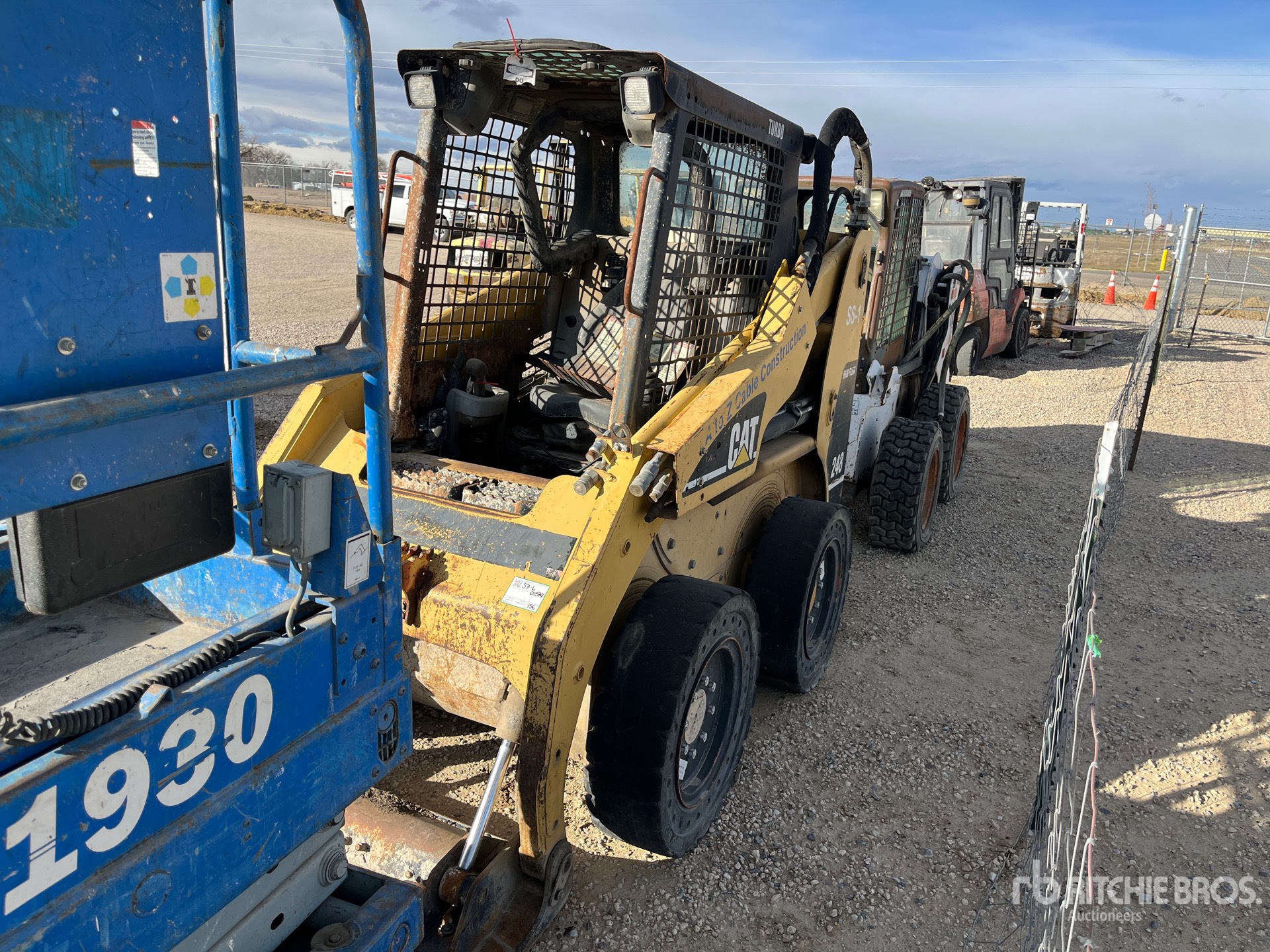 General Appearance with Imagen: esquina delantera derecha