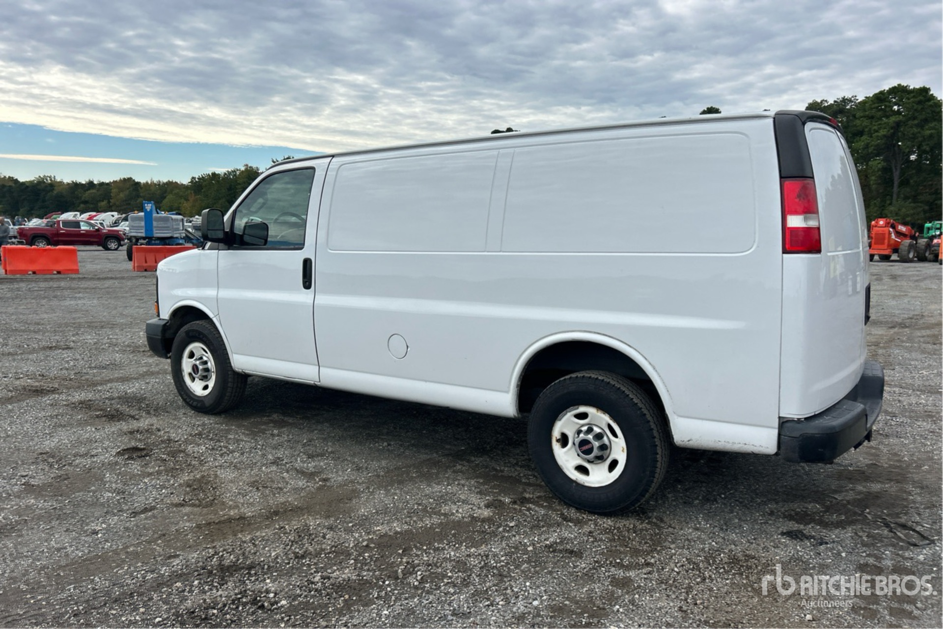 General Appearance with Picture, Left Rear Corner