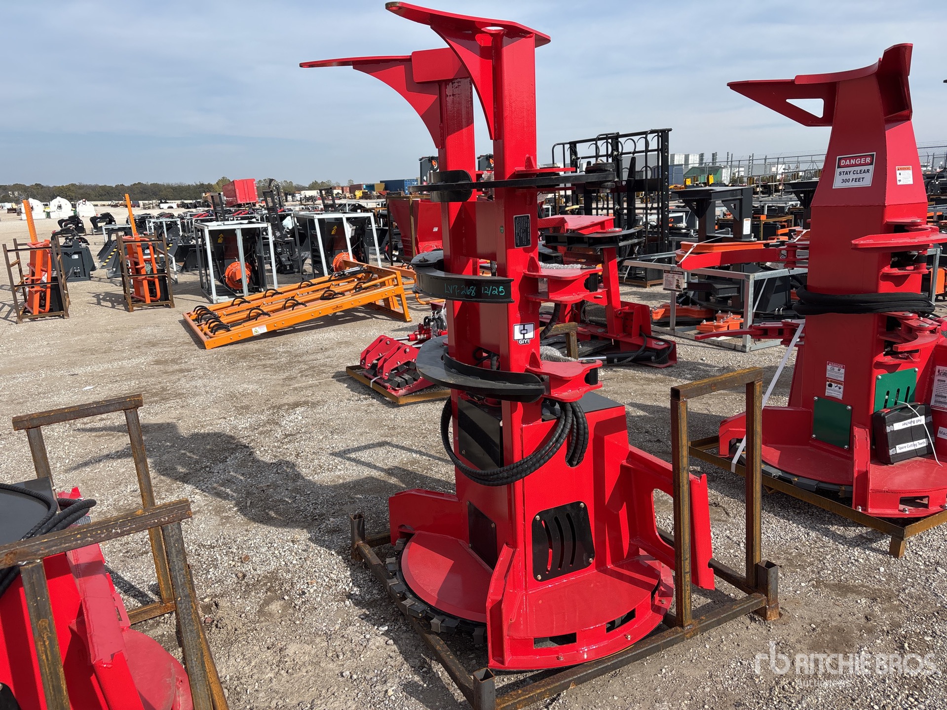 General Appearance with Bild, Ecke vorne links