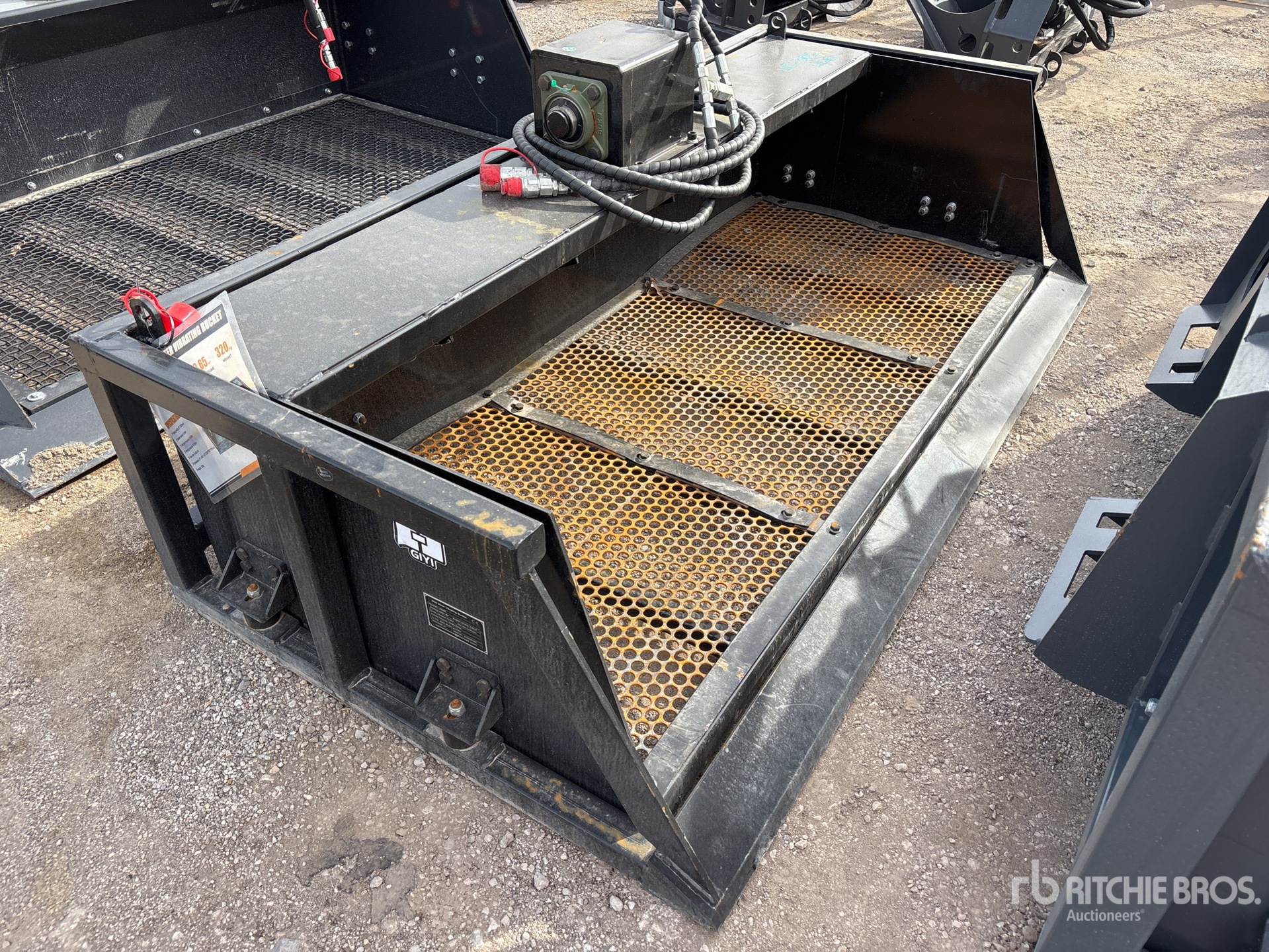 General Appearance with Foto, angolo anteriore destro