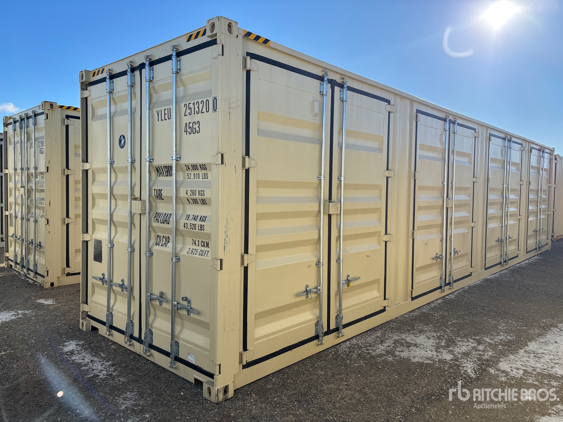 General Appearance with Picture, Right Front Corner