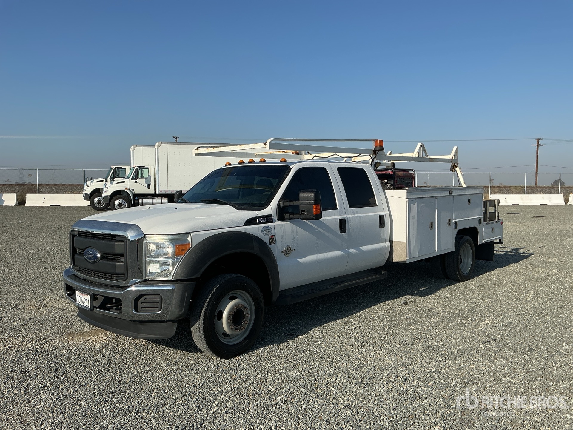 Aspect général with Image, coin avant gauche