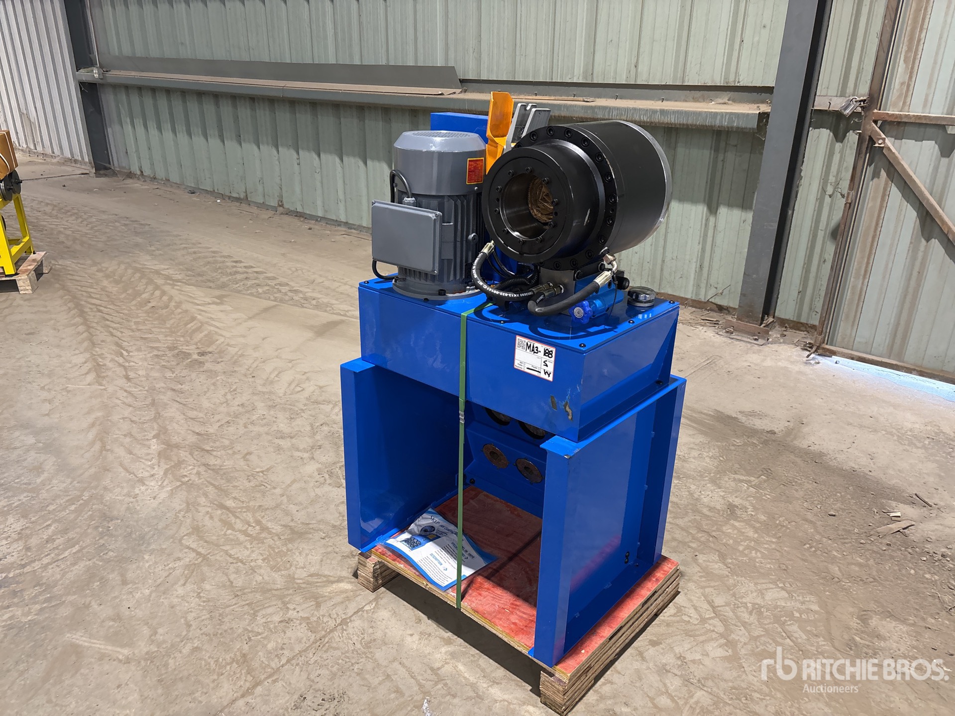 General Appearance with Picture, Left Front Corner