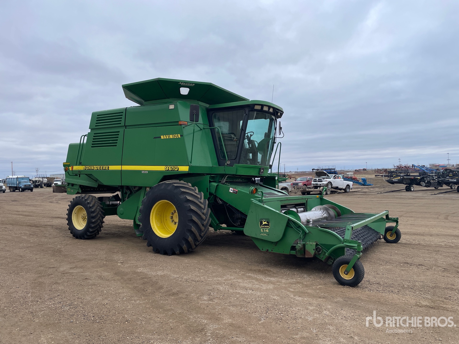 General Appearance with Picture, Right Front Corner