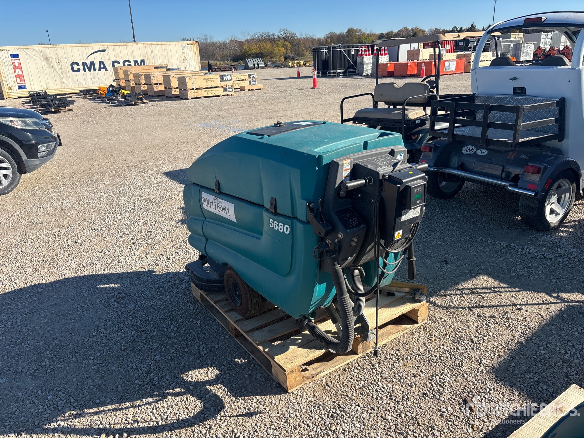 General Appearance with Picture, Left Rear Corner