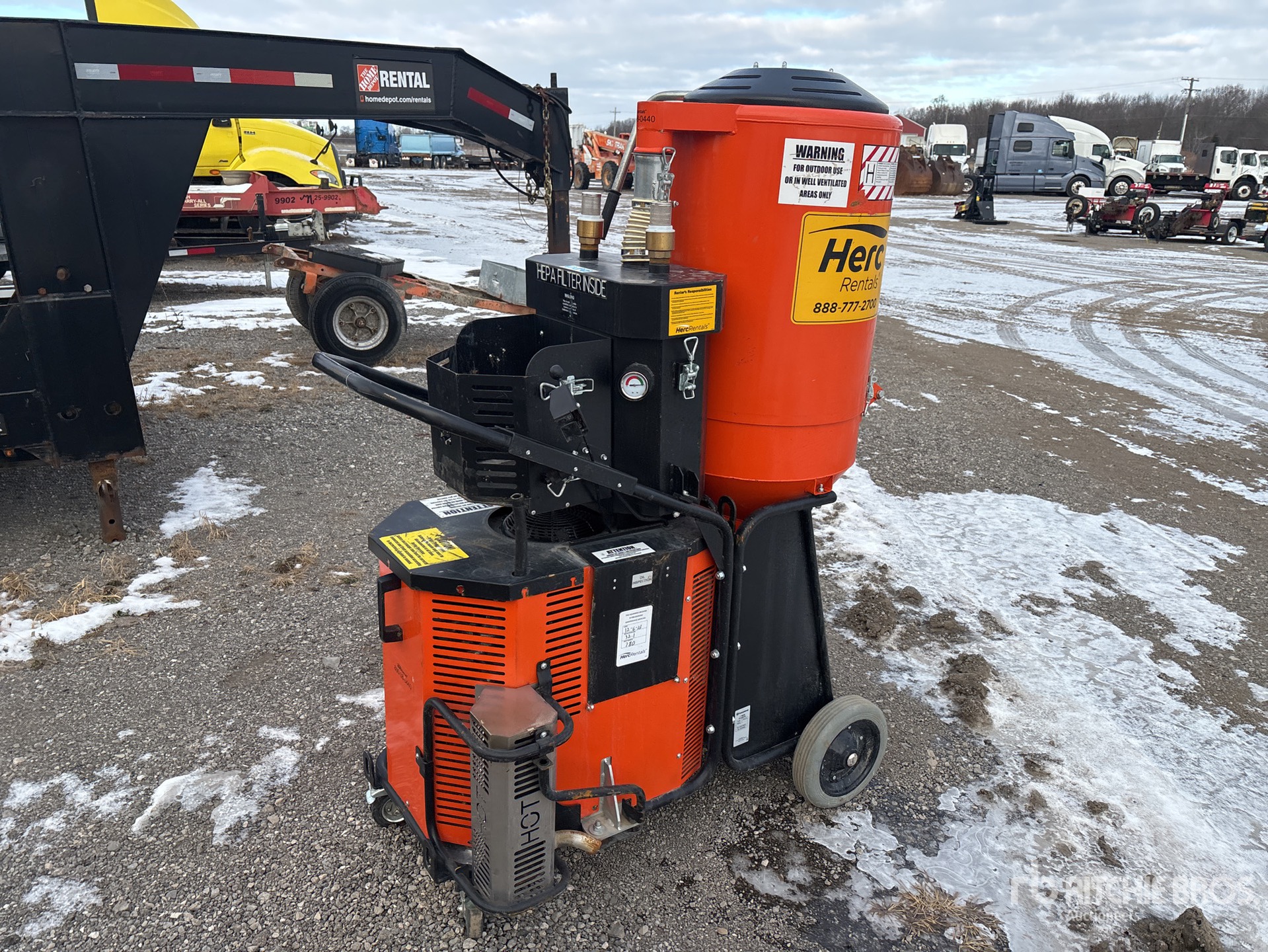 General Appearance with Image, coin arrière droit