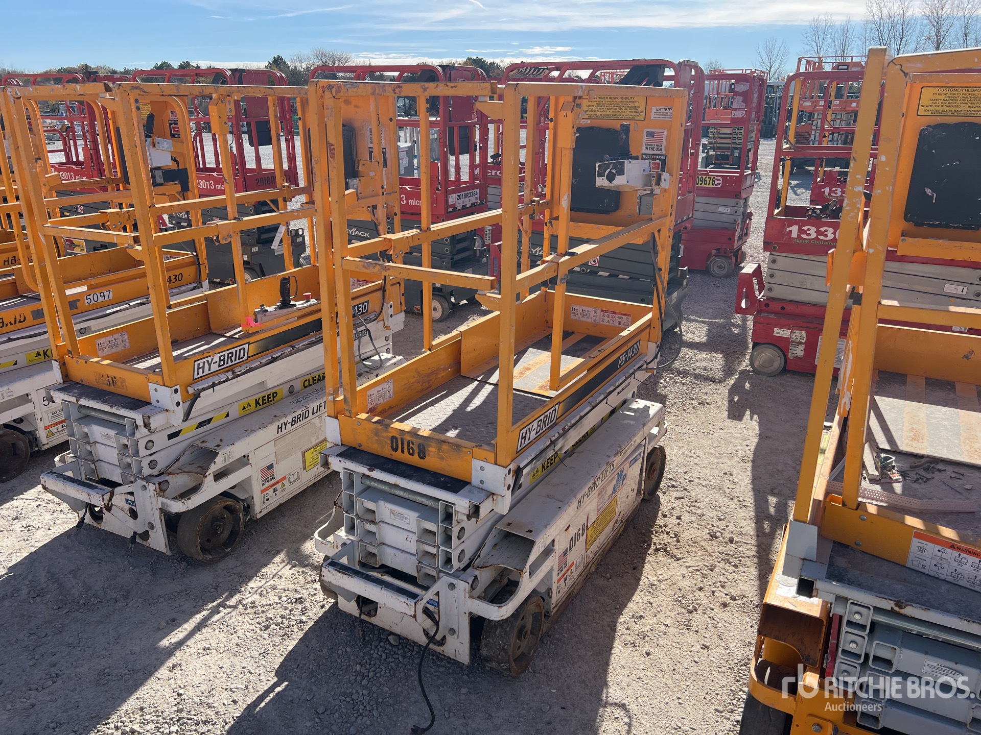 Aspect général with Image, coin arrière droit