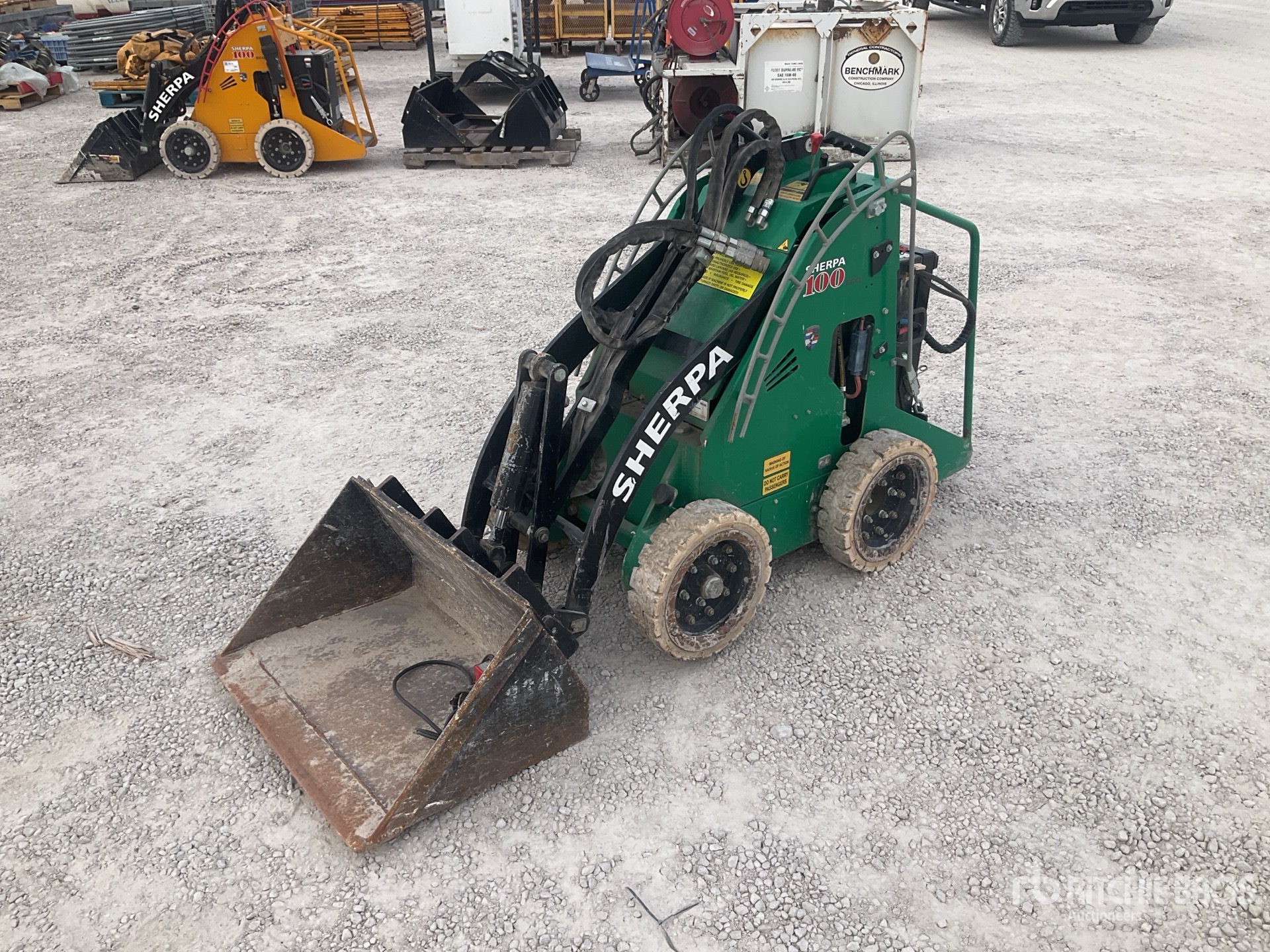 General Appearance with Image, coin avant gauche