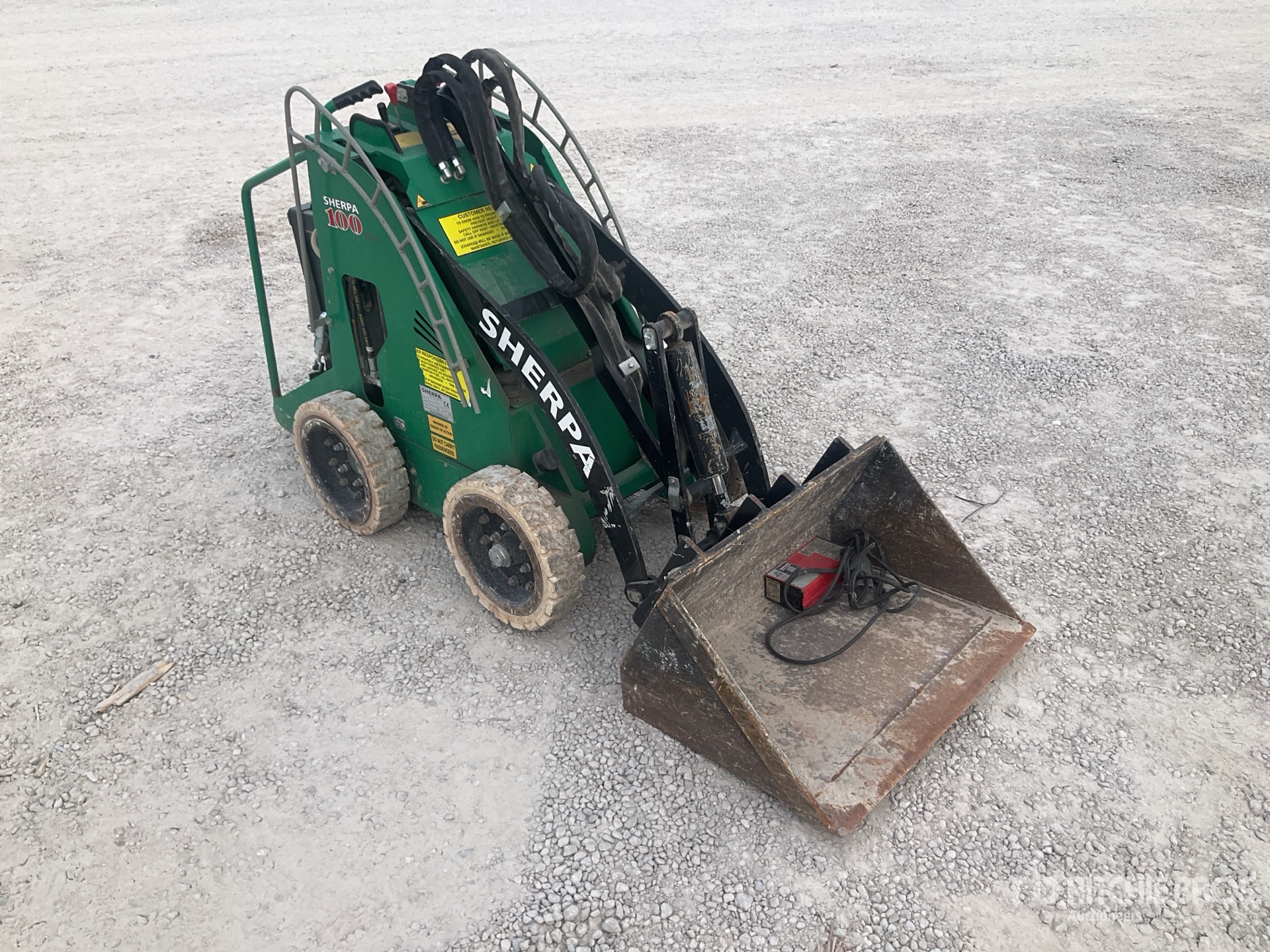 General Appearance with Image, coin avant droit