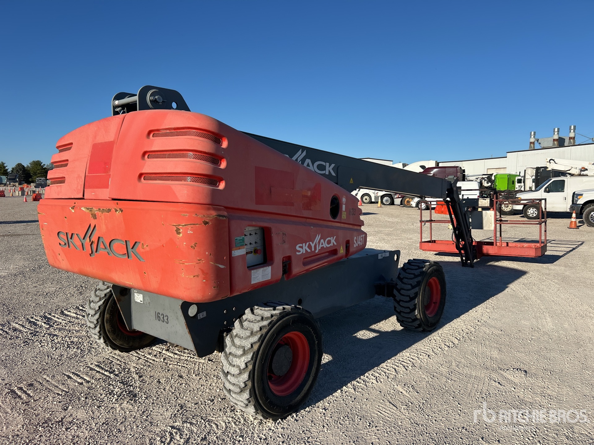 General Appearance with Picture, Right Rear Corner