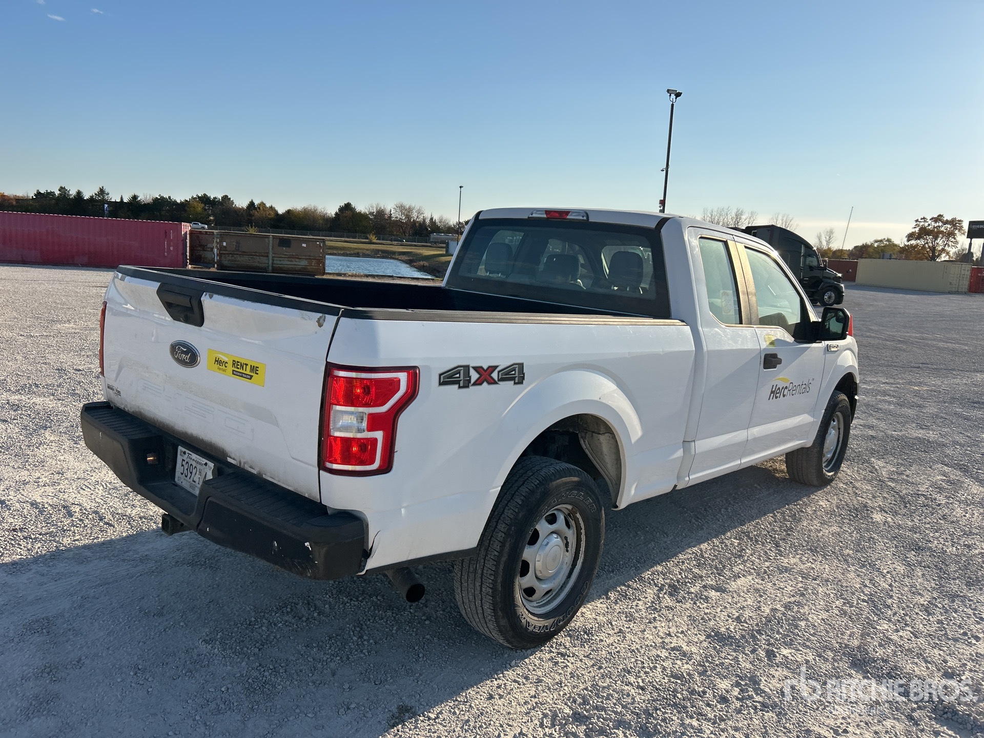 General Appearance with Bild, Ecke hinten rechts