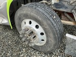 4 Underbody - Truck with 