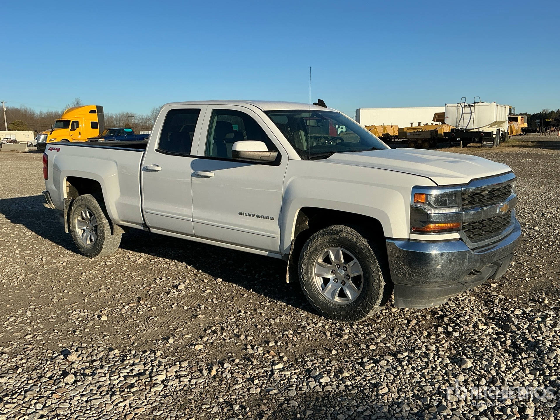 General Appearance with Foto, angolo anteriore destro