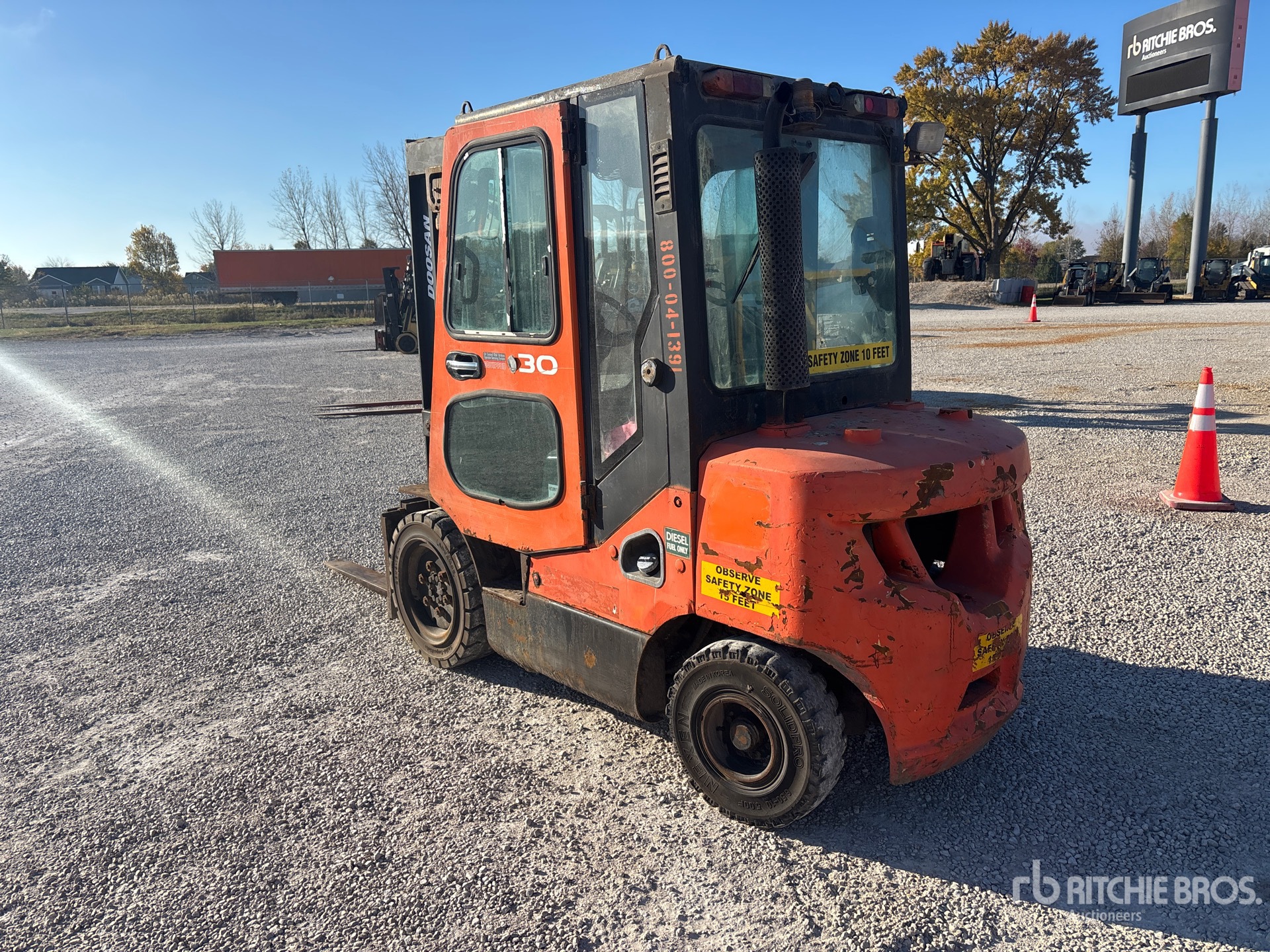 General Appearance with Picture, Left Rear Corner