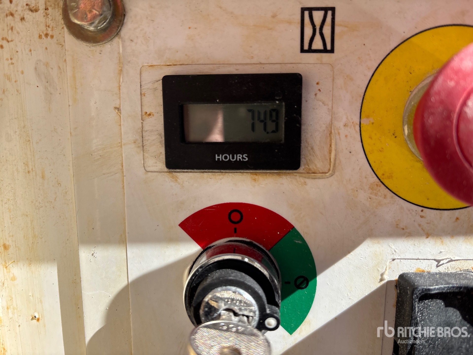 General Appearance with Hour Meter / Odometer