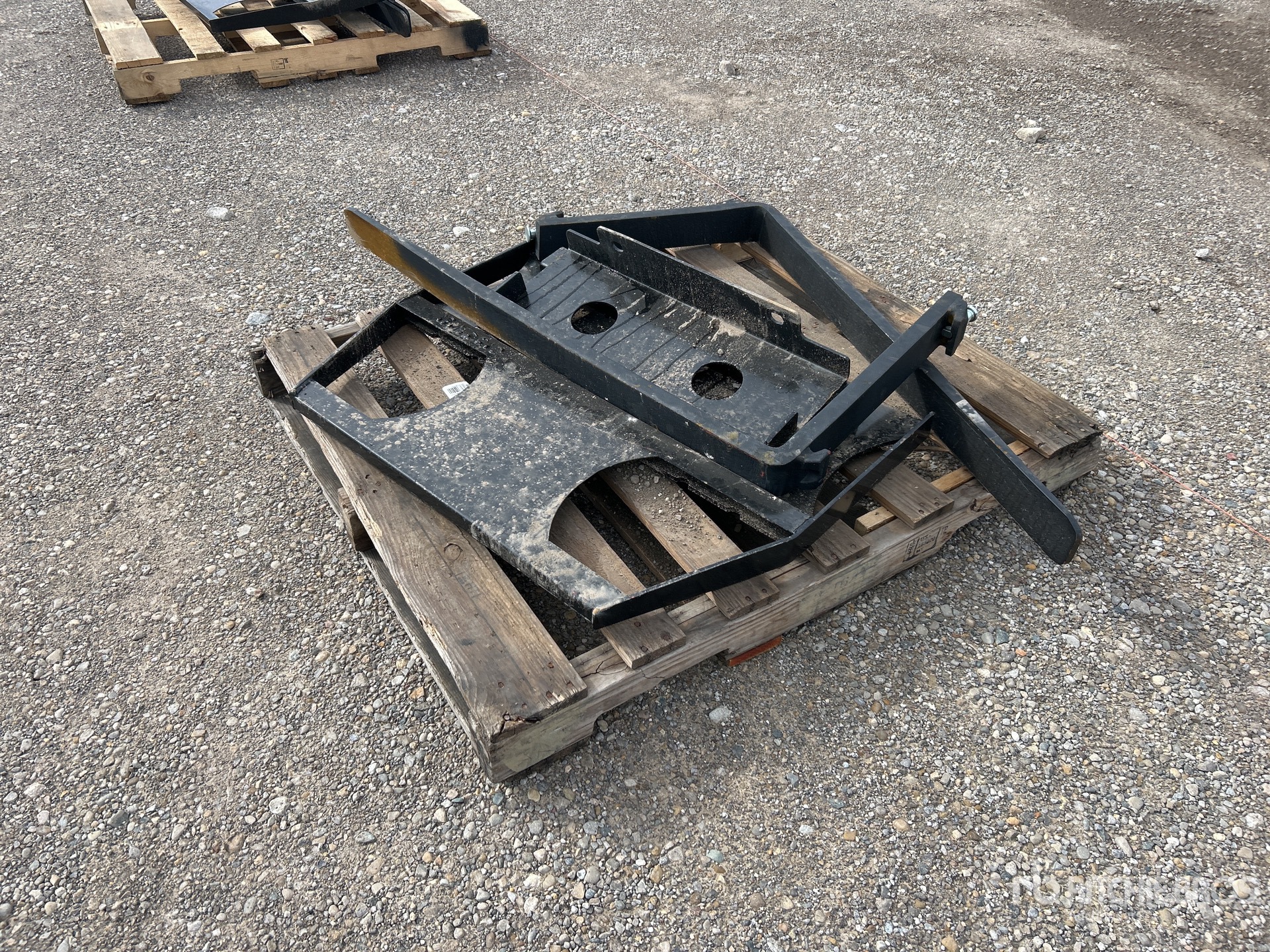 General Appearance with Bild, Ecke vorne links