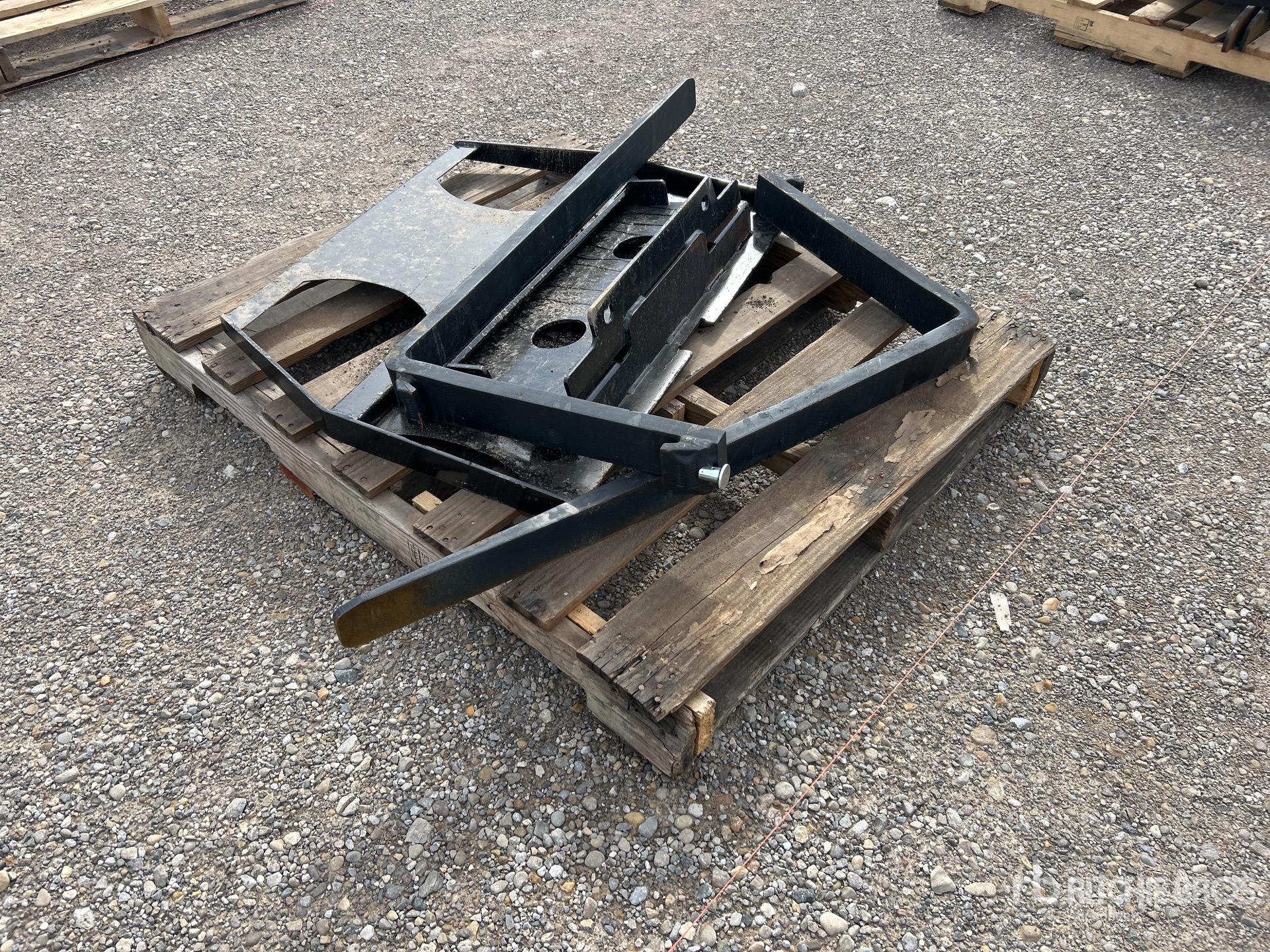 General Appearance with Bild, Ecke hinten links