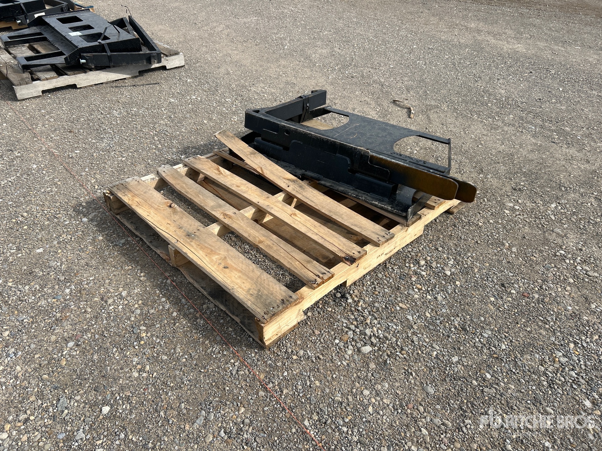 General Appearance with Bild, Ecke vorne rechts