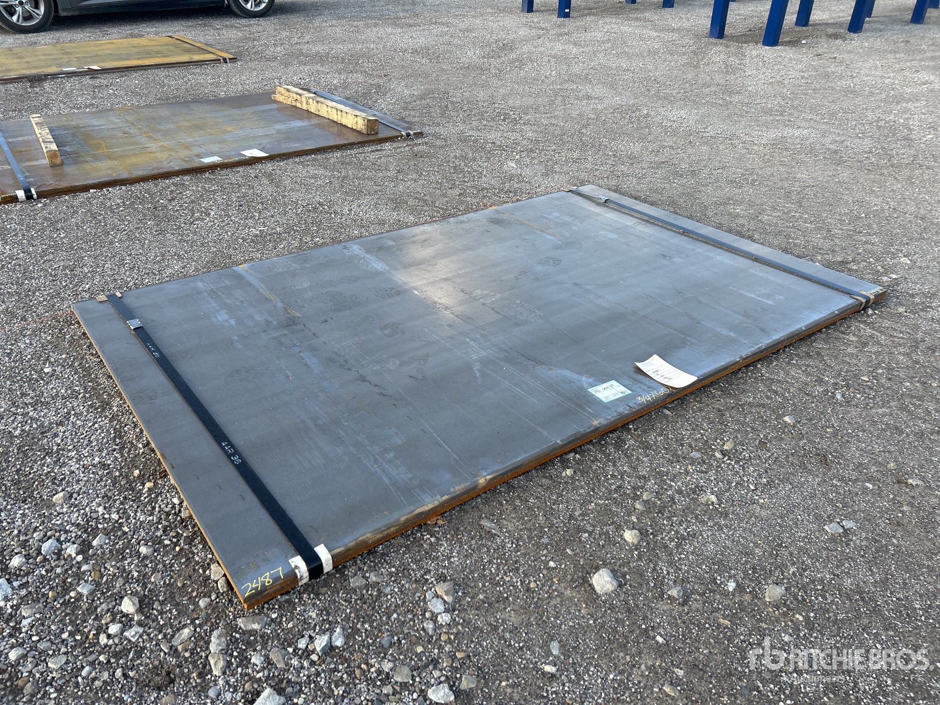 General Appearance with Bild, Ecke vorne links