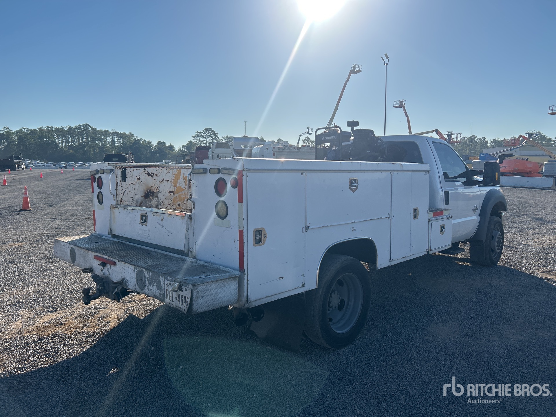 General Appearance with Picture, Right Rear Corner