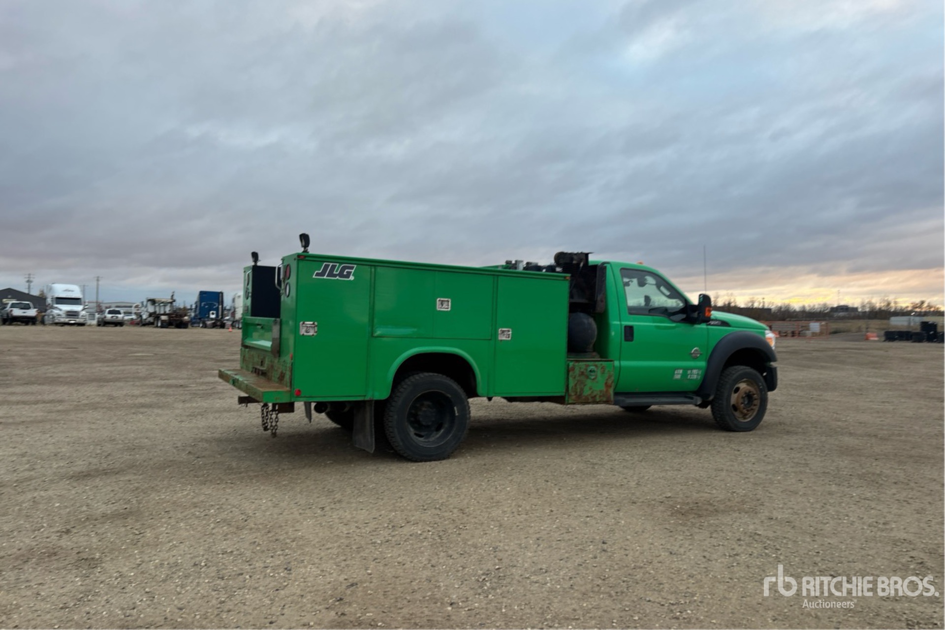General Appearance with Picture, Right Rear Corner