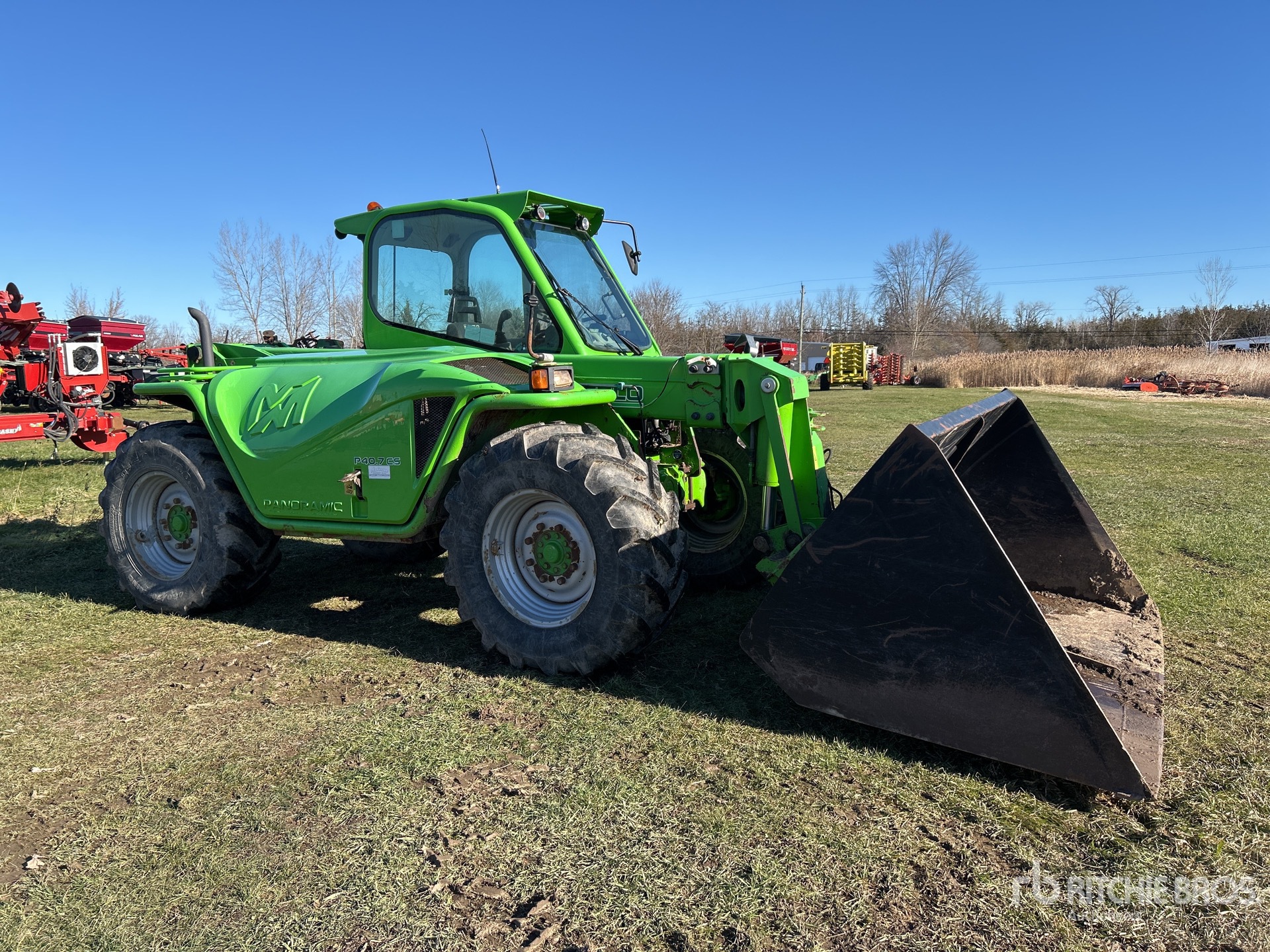 General Appearance with Bild, Ecke vorne rechts