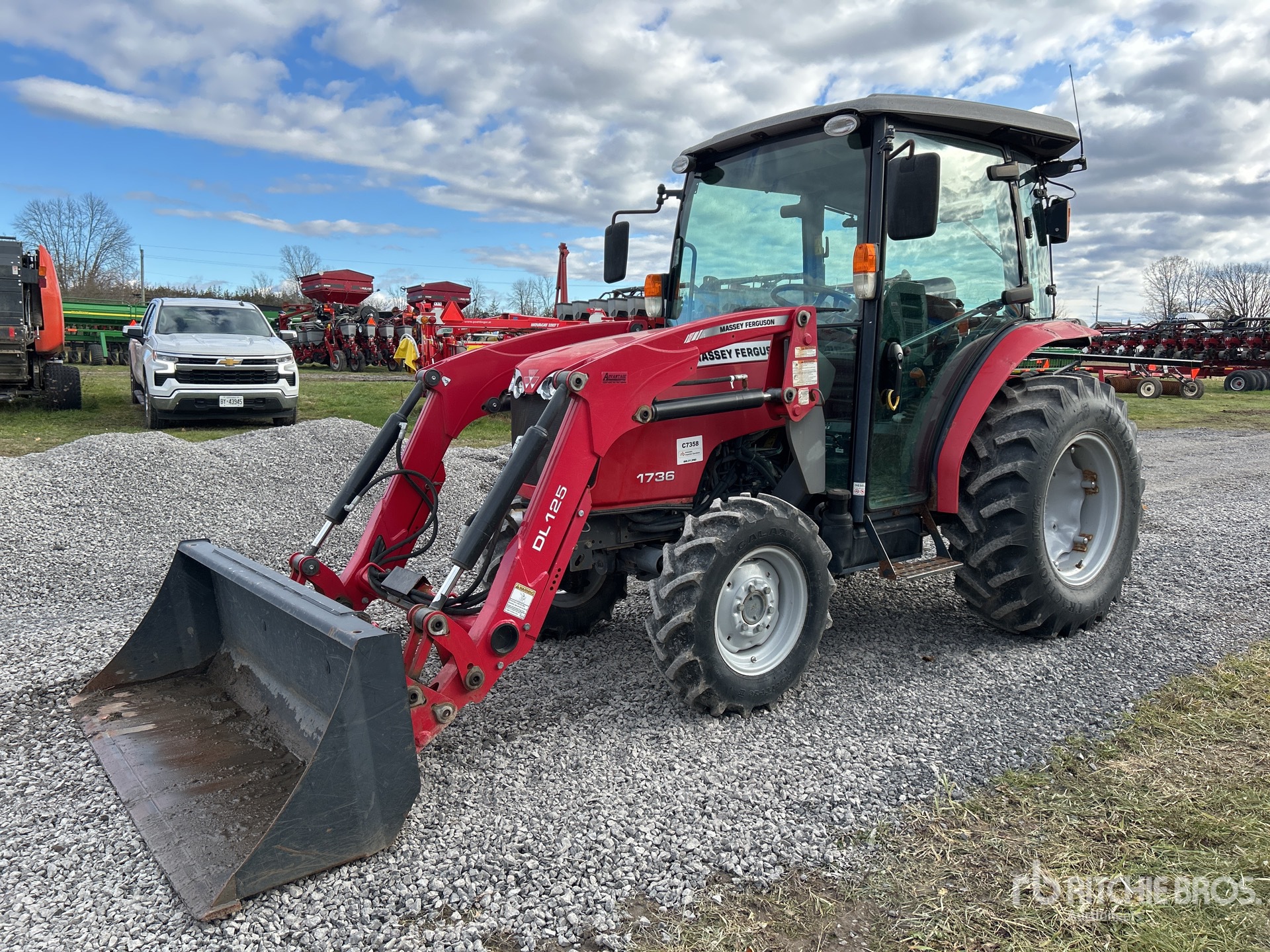 General Appearance with Picture, Left Front Corner