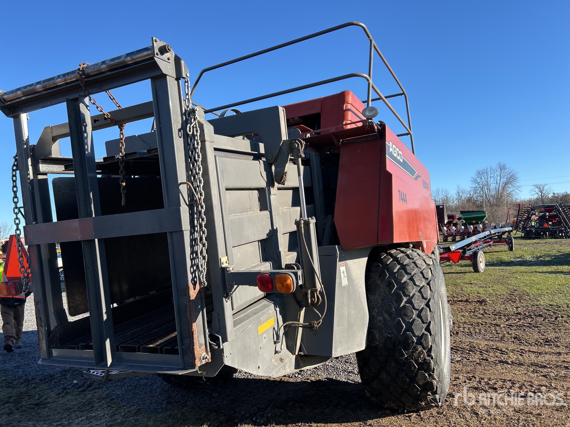 General Appearance with Foto, angolo anteriore sinistro