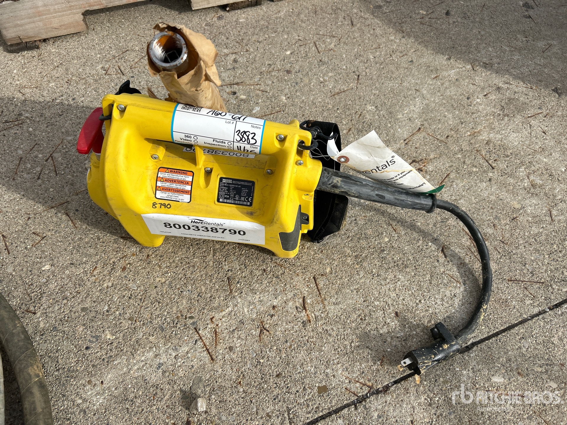 General Appearance with Picture, Right Front Corner