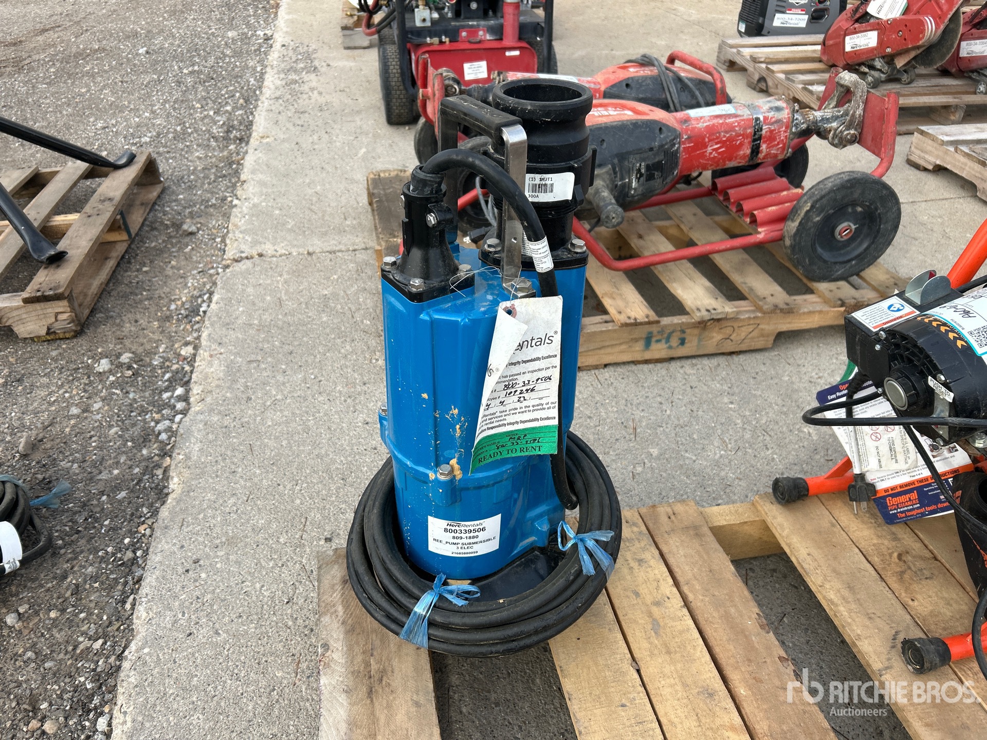 General Appearance with Picture, Left Front Corner