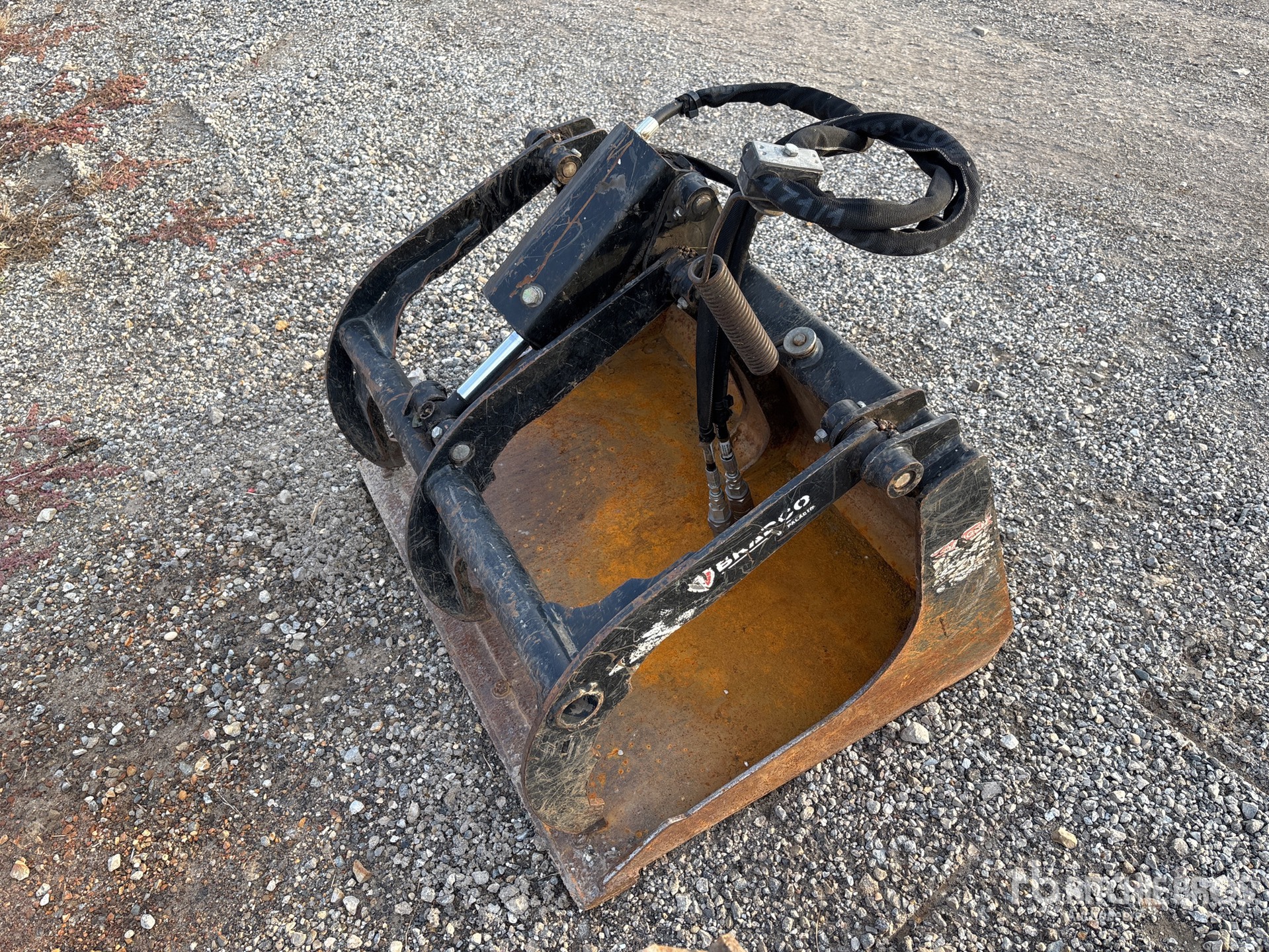 Aspect général with Image, coin avant gauche