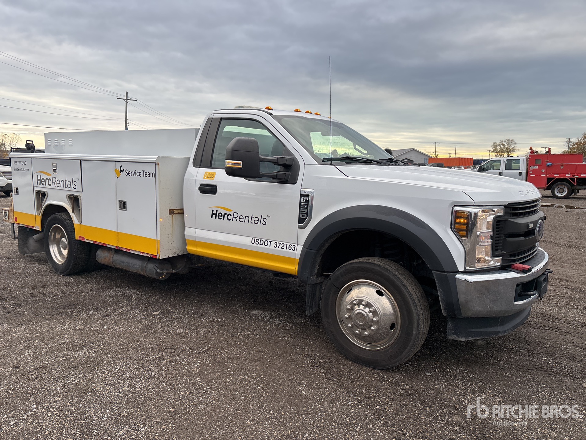 General Appearance with Picture, Right Front Corner