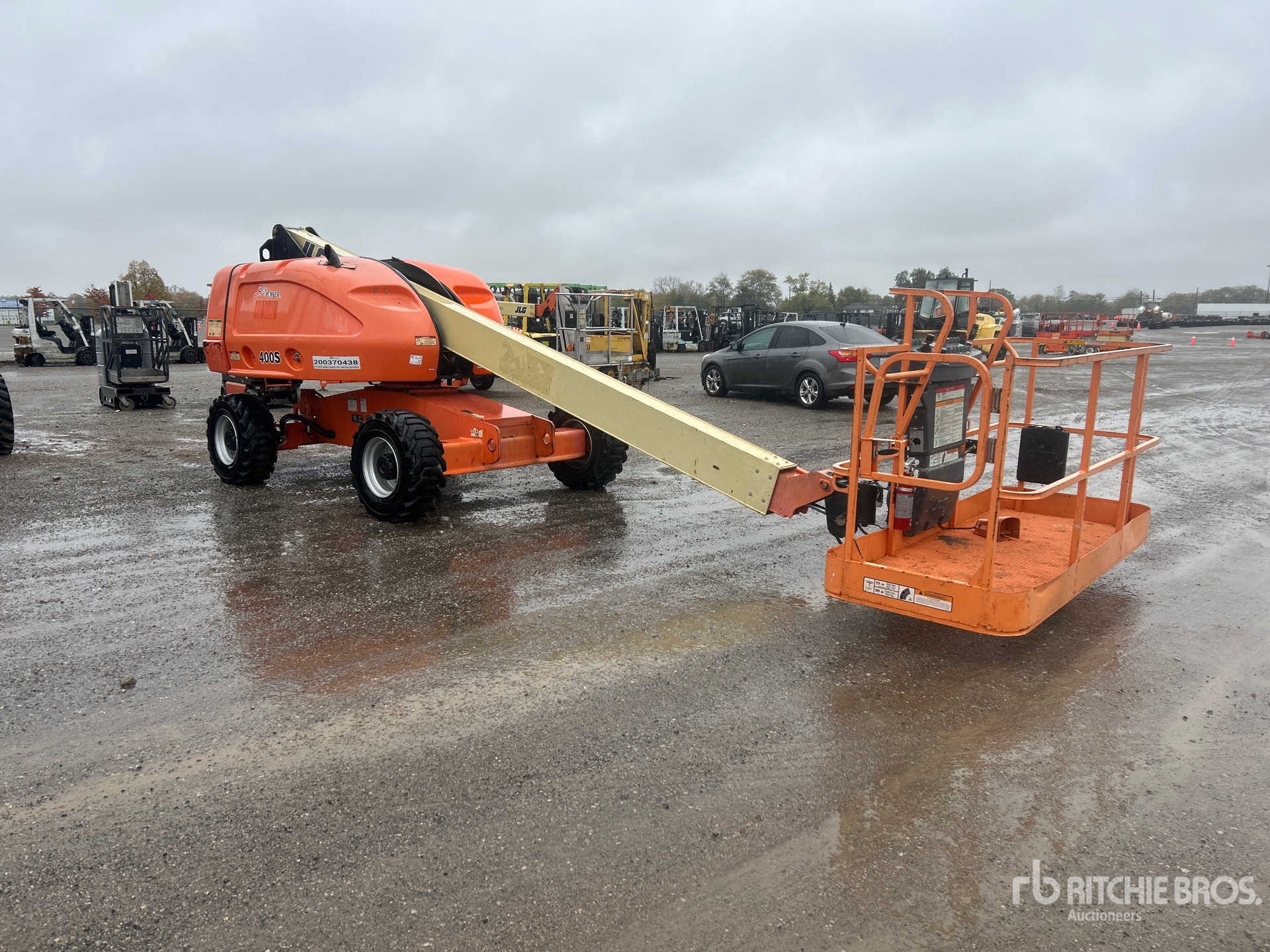 General Appearance with Image, coin avant droit