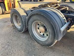 4 Underbody - Truck with 