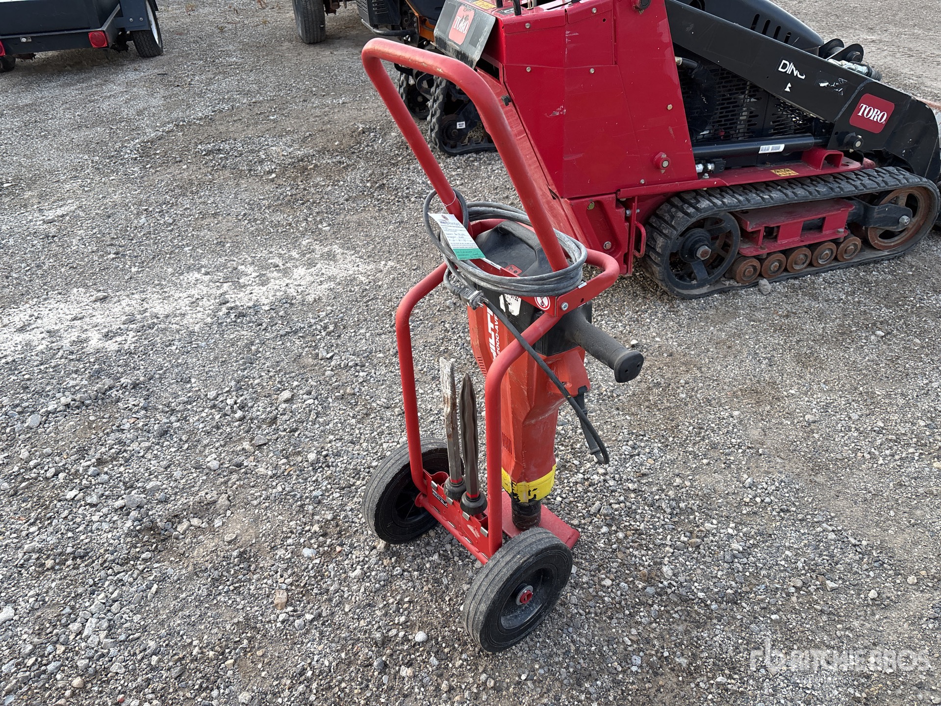 Aspect général with Image, coin arrière droit