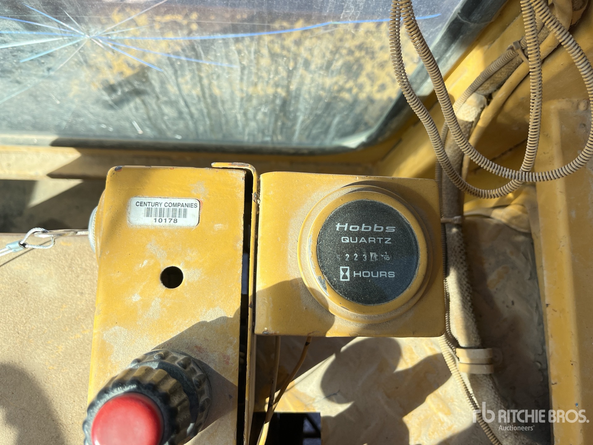 General Appearance with Hour Meter / Odometer