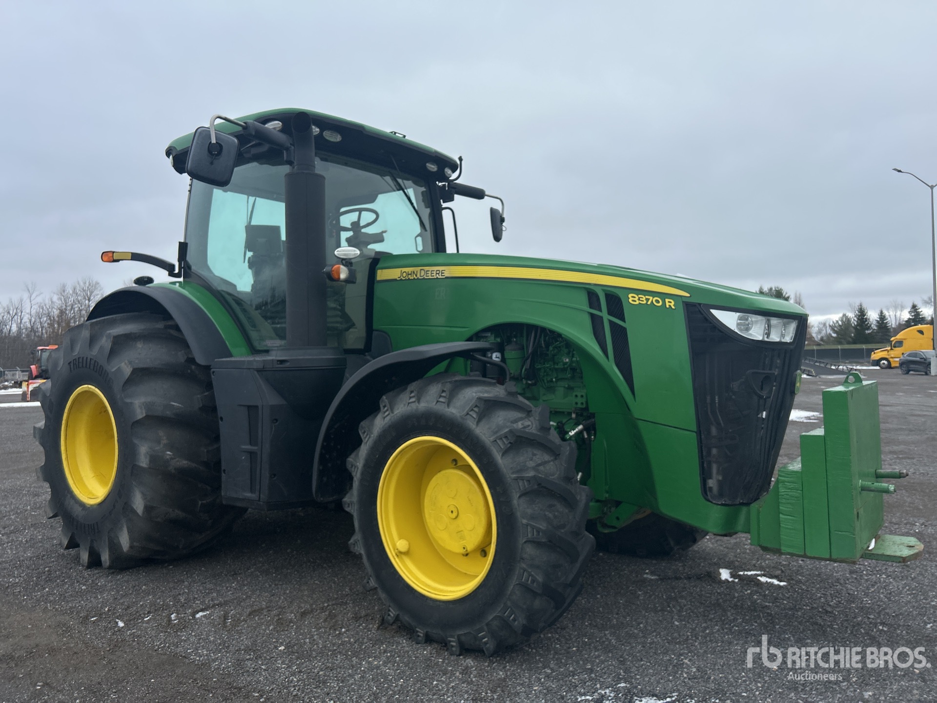 General Appearance with Picture, Right Front Corner