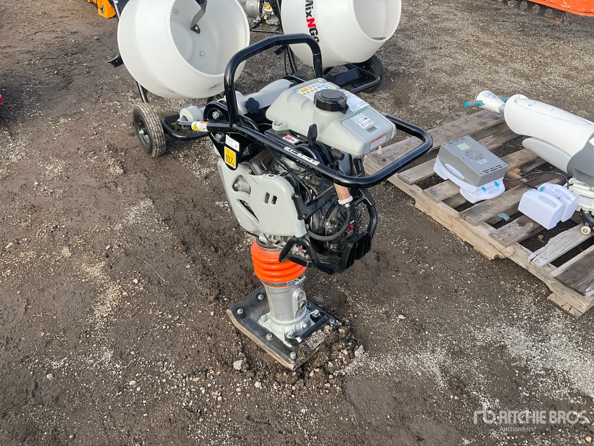 General Appearance with Picture, Left Rear Corner