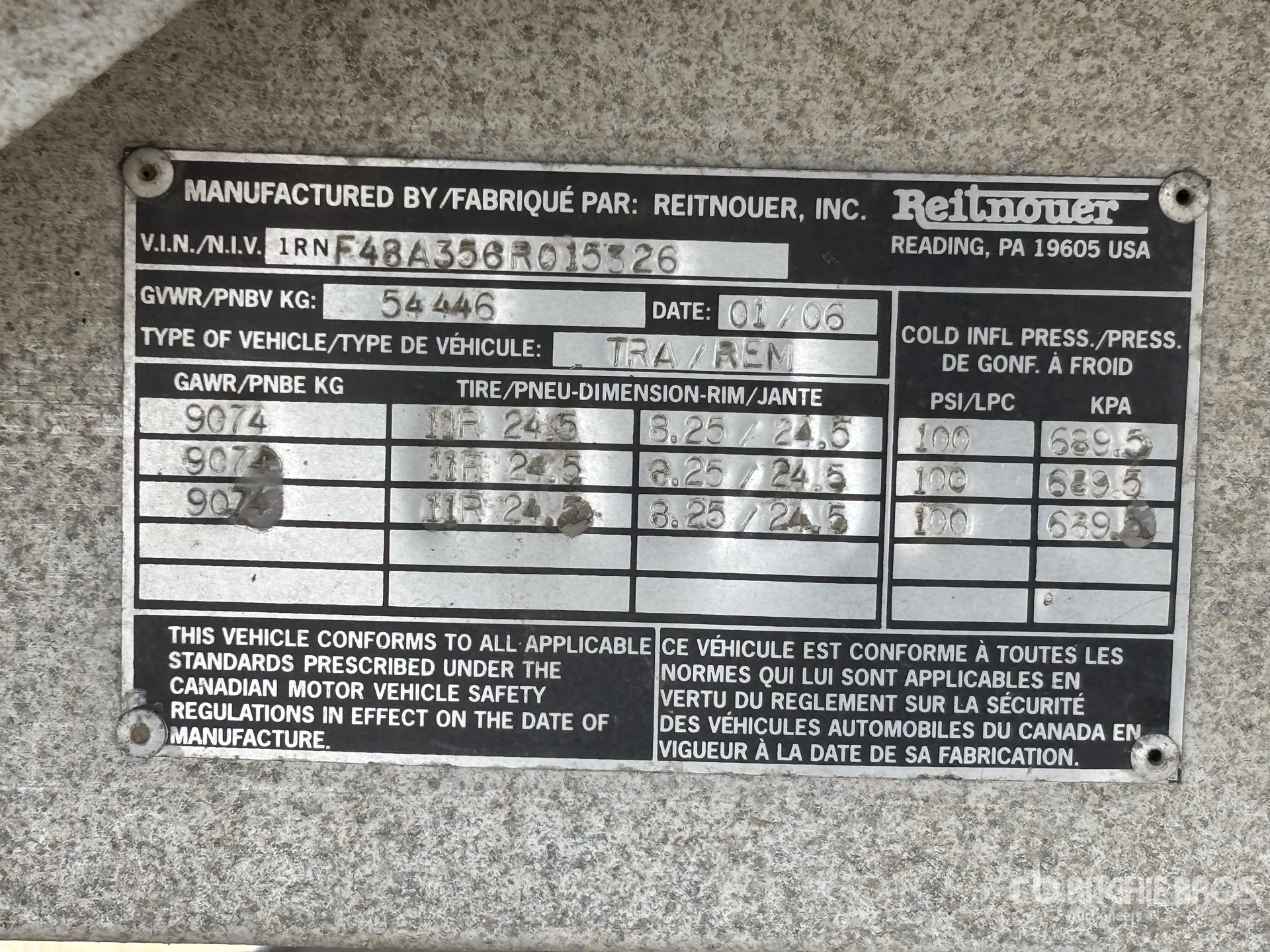 General Appearance with Numéro de série/Numéro d'identification du véhicule automobile